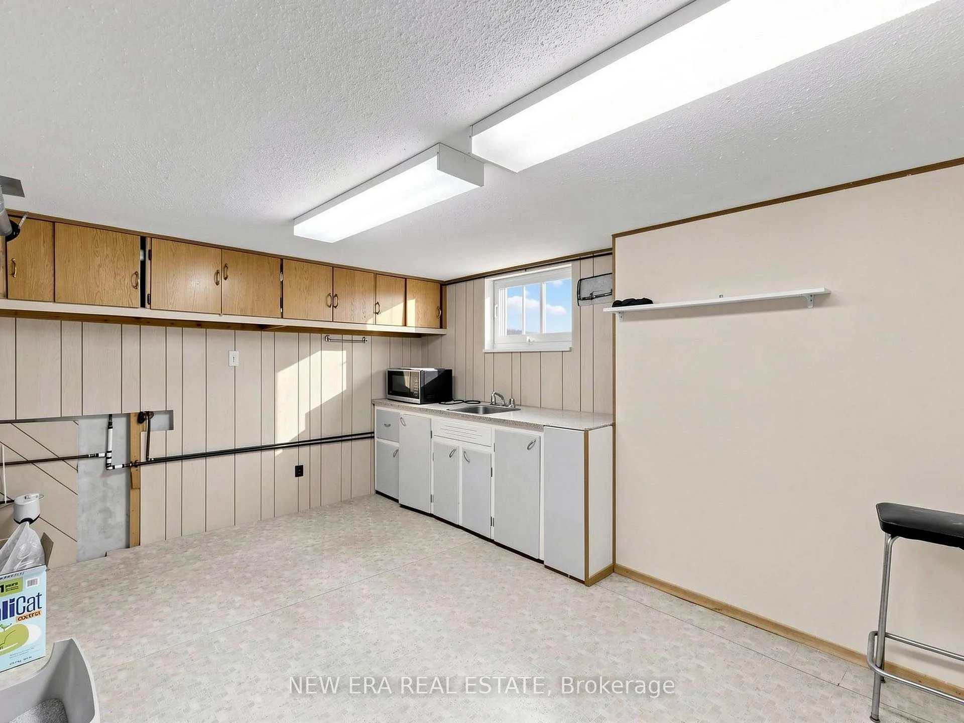 Photo 36 of 48 Christopher Drive, Cambridge, Christopher-Champlain — HOMEH