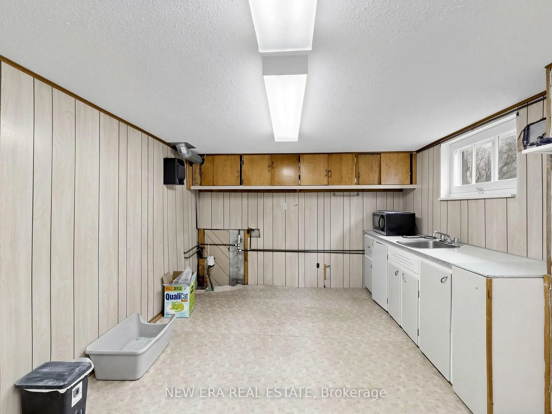 Photo 37 of 48 Christopher Drive, Cambridge, Christopher-Champlain — HOMEH