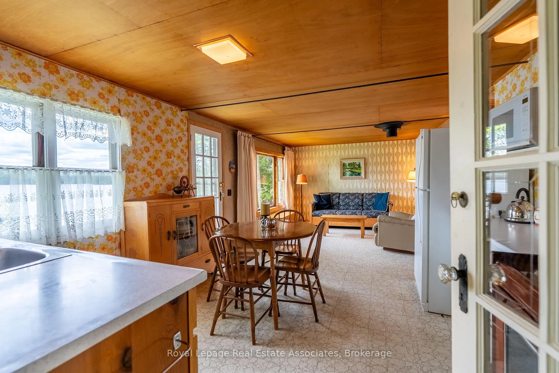 Photo 8 of 243 Beach Lane, Wollaston — HOMEH