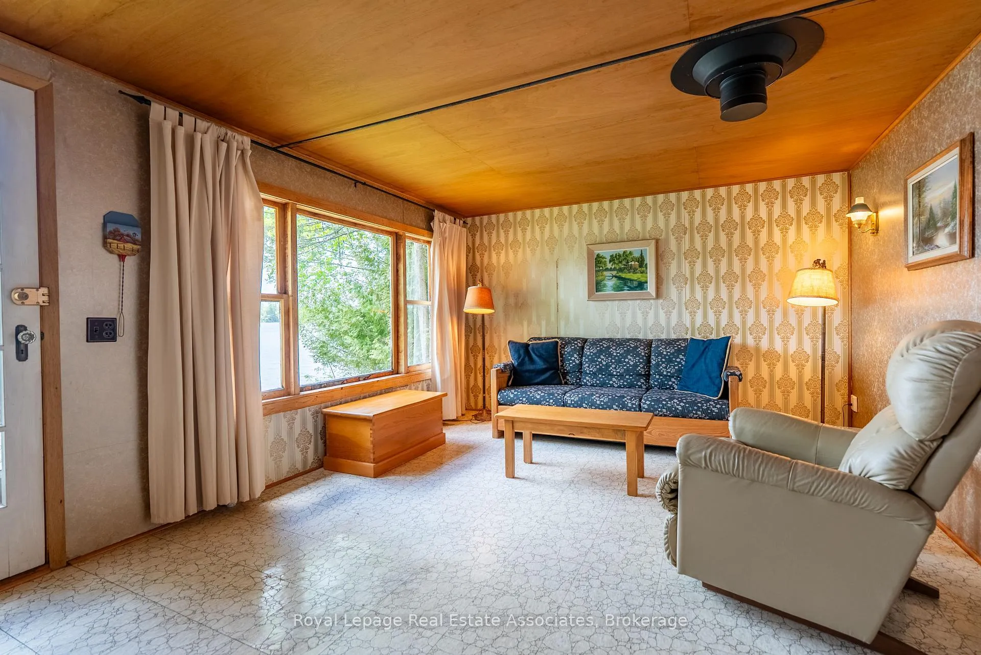 Photo 11 of 243 Beach Lane, Wollaston — HOMEH