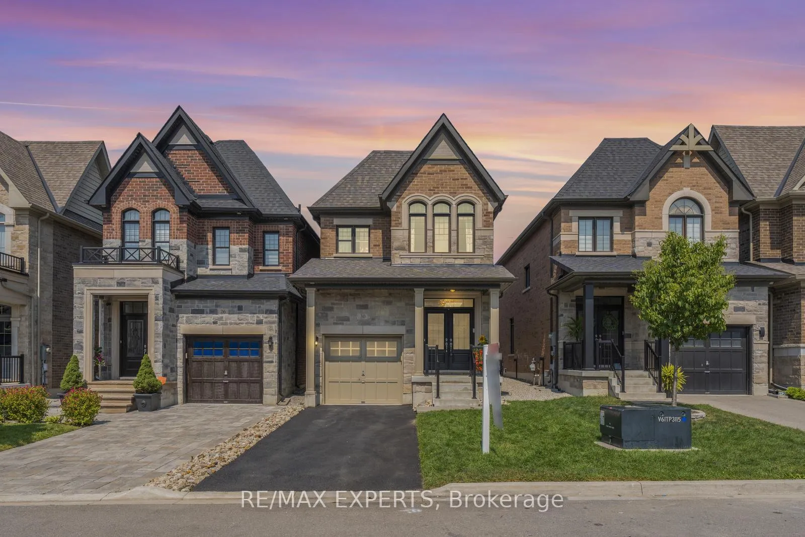Photo 1 of 30 Zenith Avenue, Vaughan, Kleinburg — HOMEH