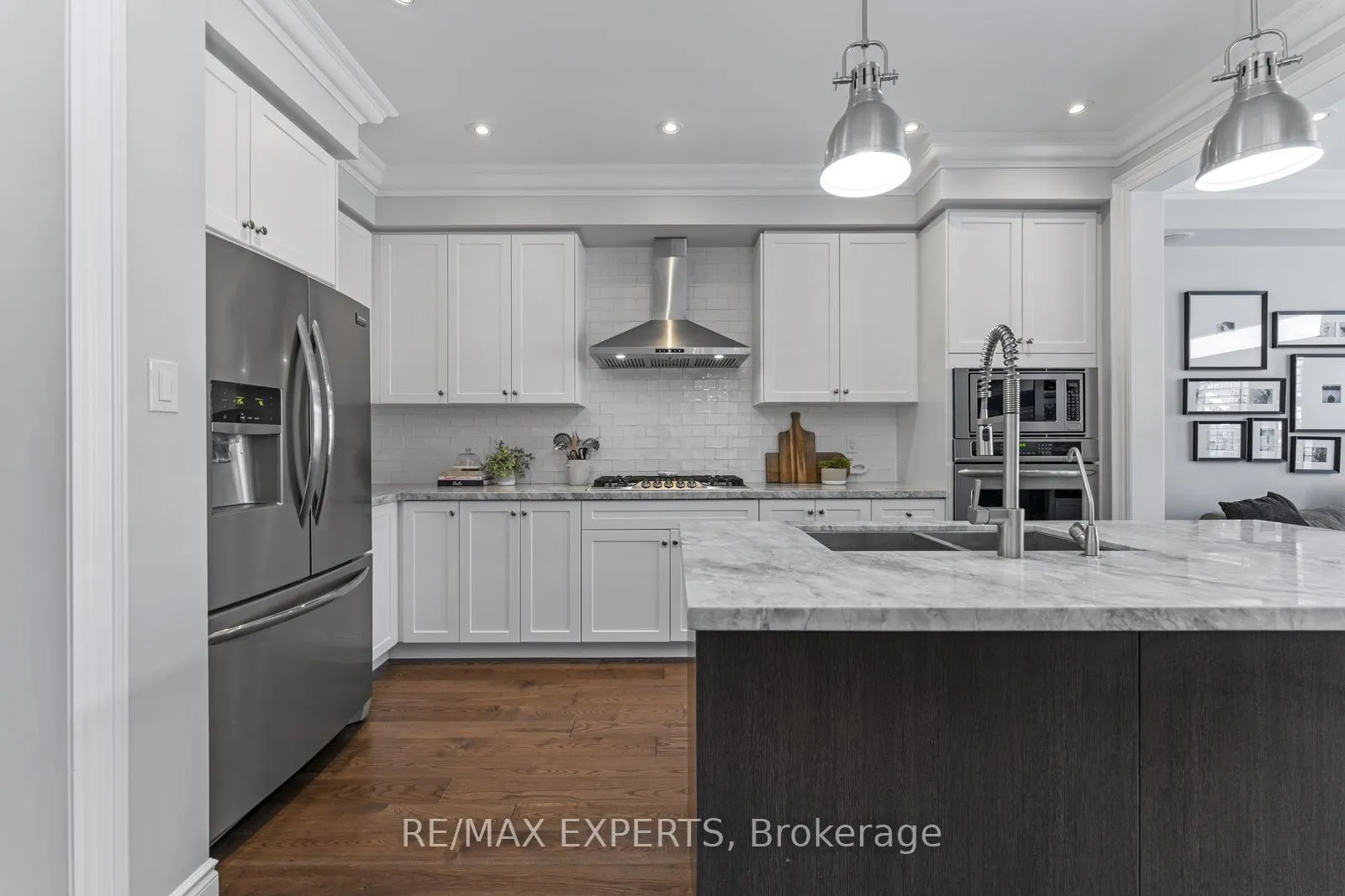 Photo 9 of 30 Zenith Avenue, Vaughan, Kleinburg — HOMEH