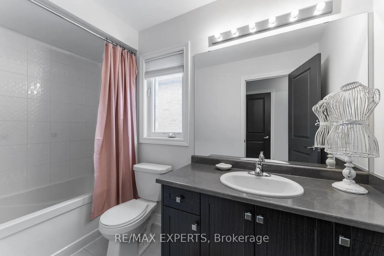Photo 31 of 30 Zenith Avenue, Vaughan, Kleinburg — HOMEH