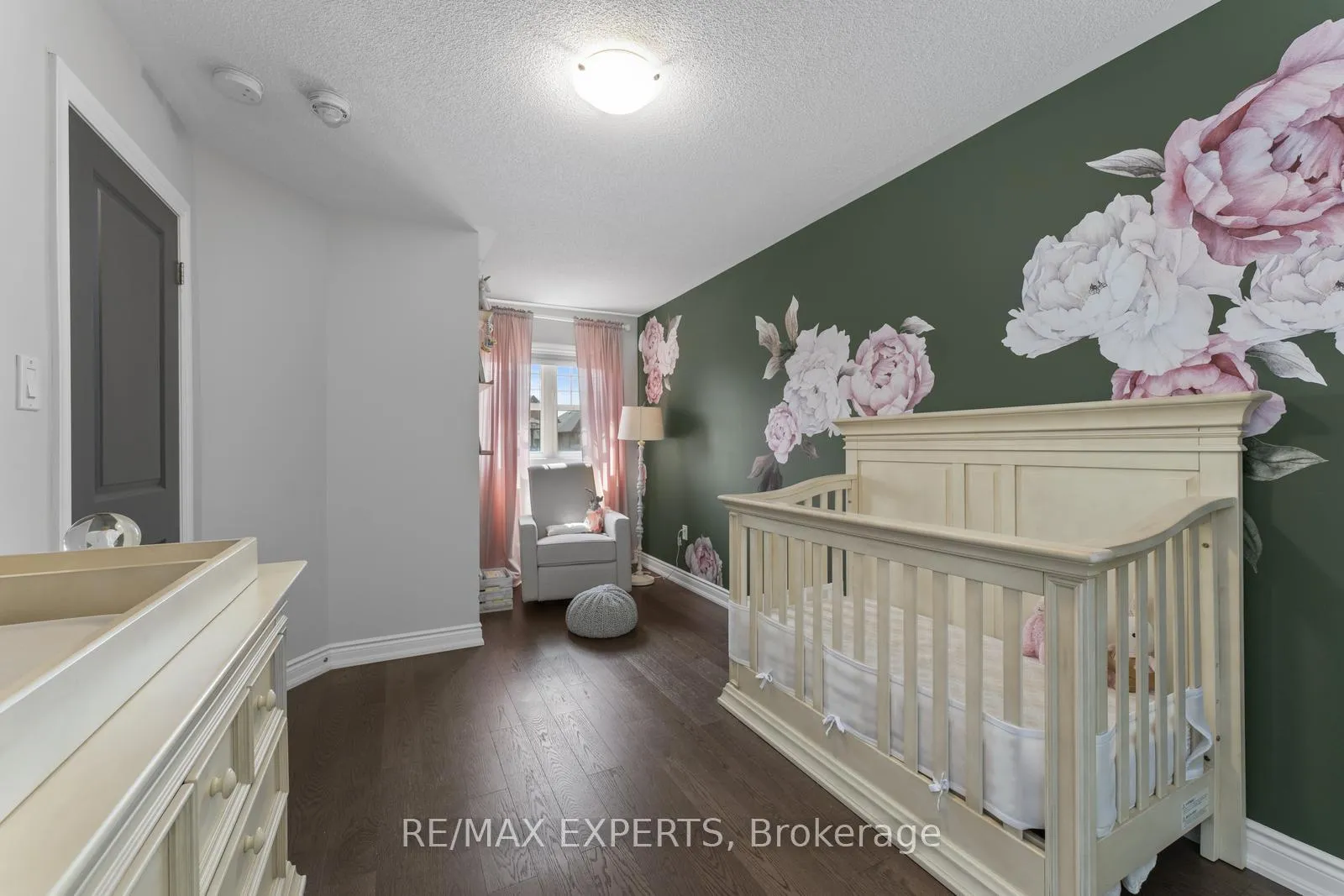 Photo 33 of 30 Zenith Avenue, Vaughan, Kleinburg — HOMEH