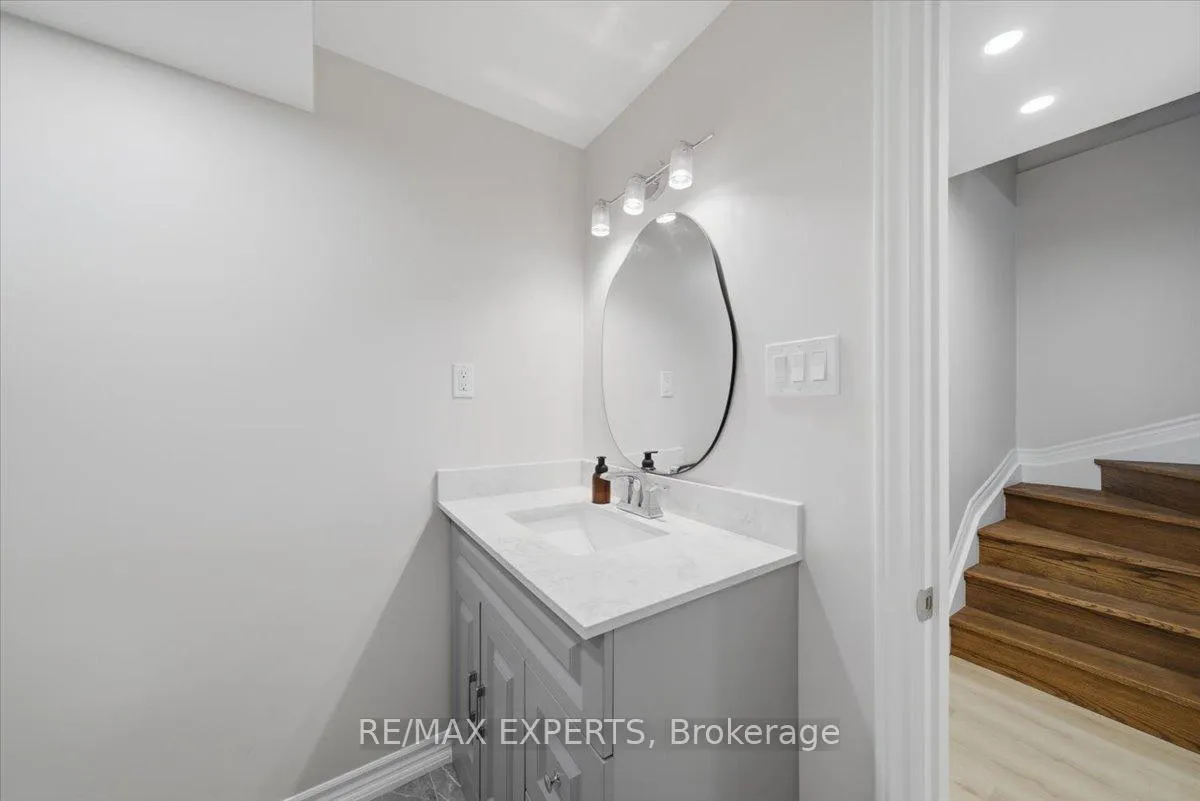 Photo 37 of 30 Zenith Avenue, Vaughan, Kleinburg — HOMEH