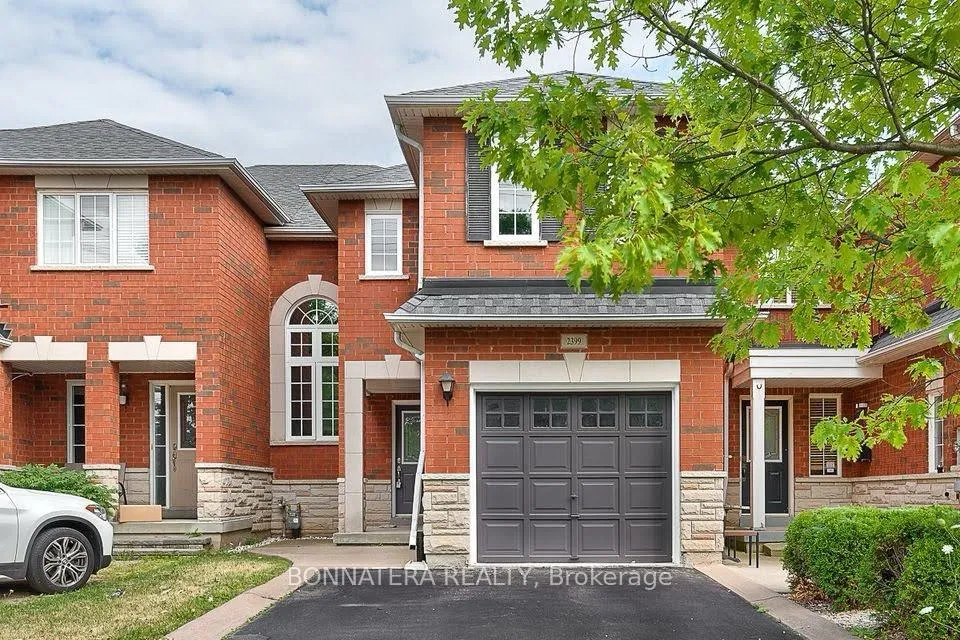 Photo 1 of 2399 Newcastle Crescent, Oakville, West Oak Trails — HOMEH