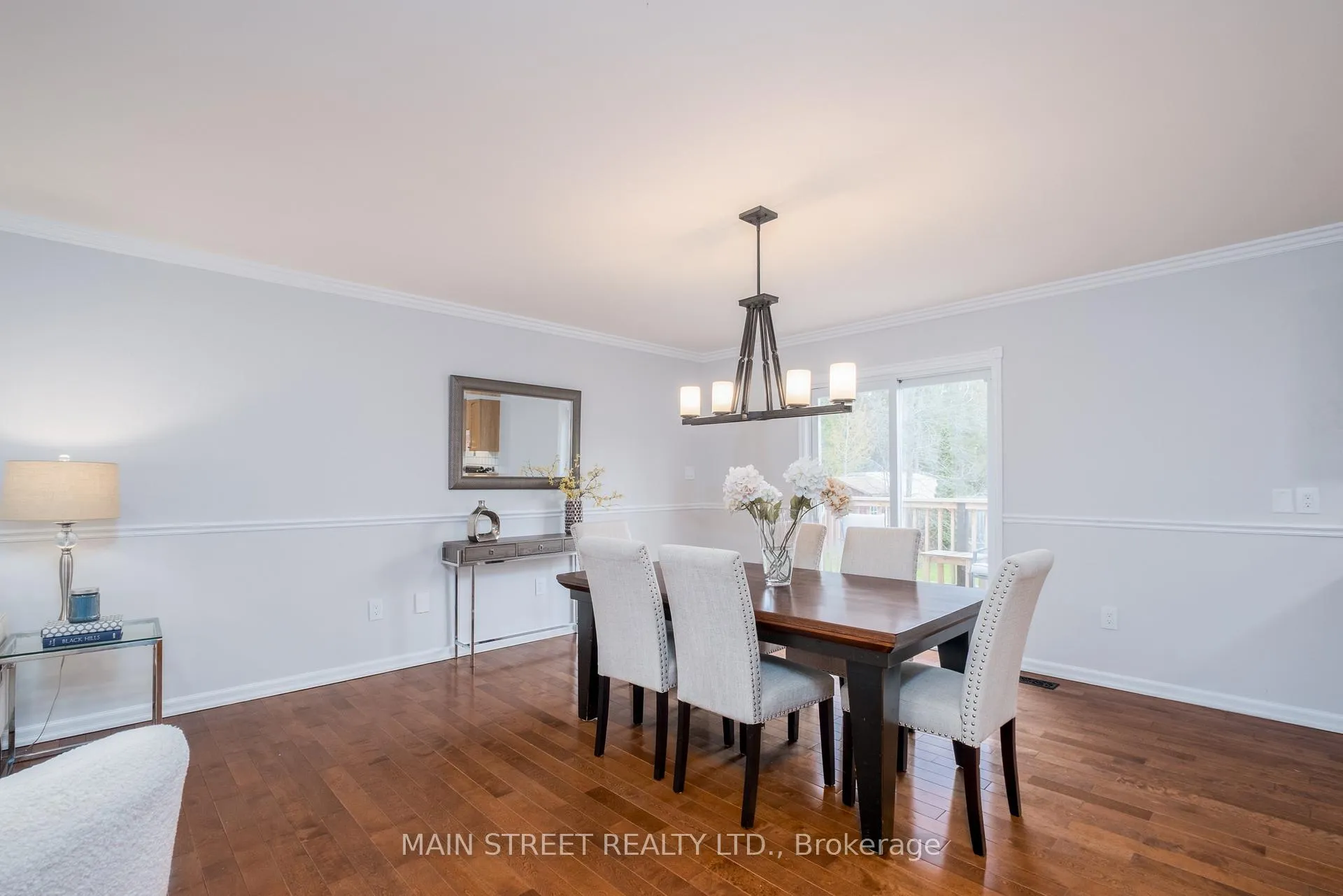 Photo 9 of 41 Bedford Road, Georgina, Sutton & Jackson's Point — HOMEH