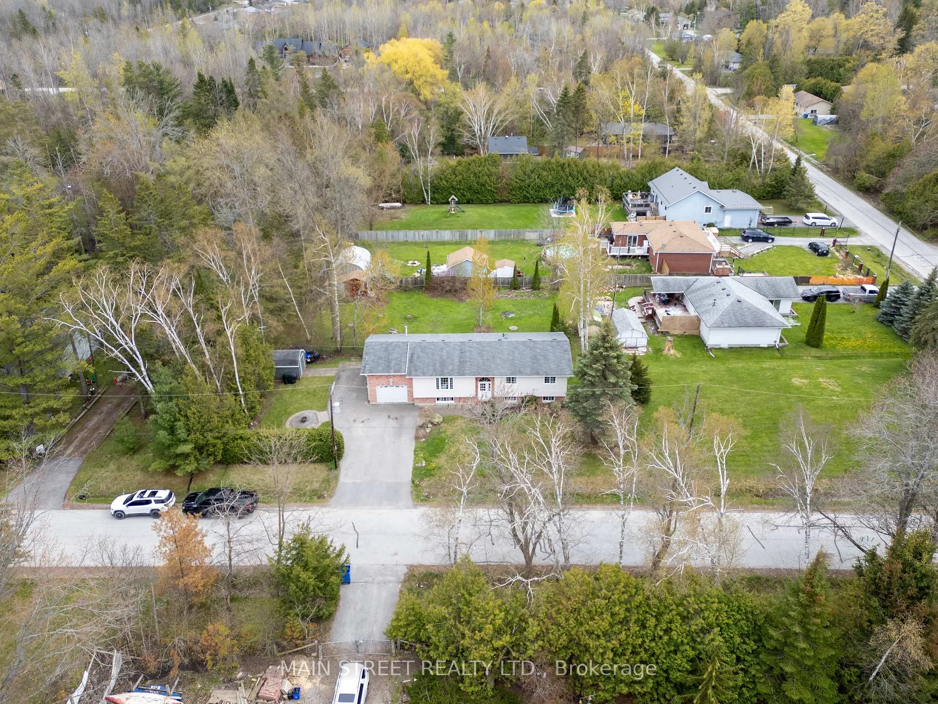 Photo 16 of 41 Bedford Road, Georgina, Sutton & Jackson's Point — HOMEH
