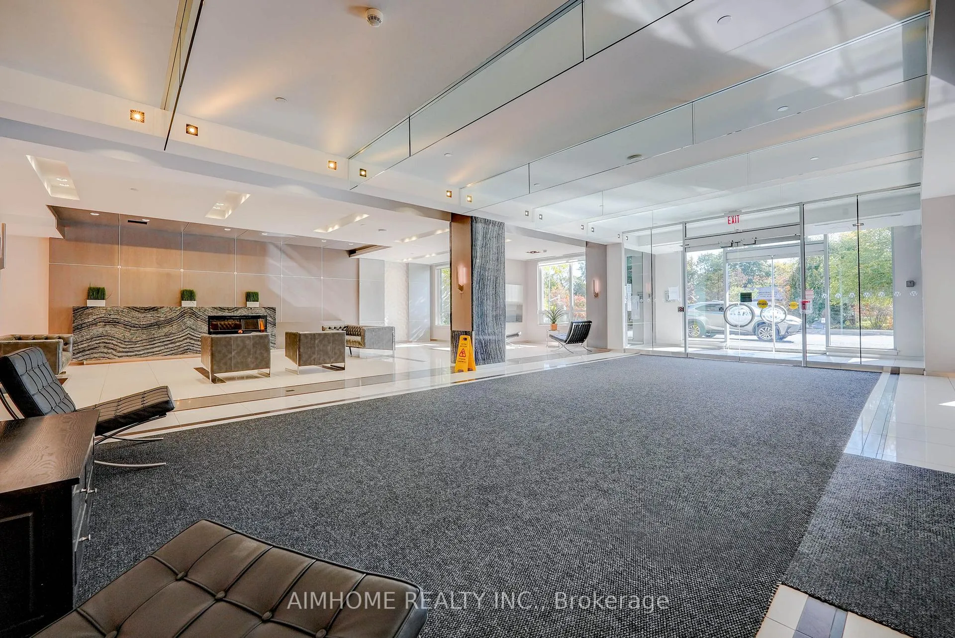 Photo 3 of Unit 319, 7165 Yonge Street, Markham, Grandview — HOMEH