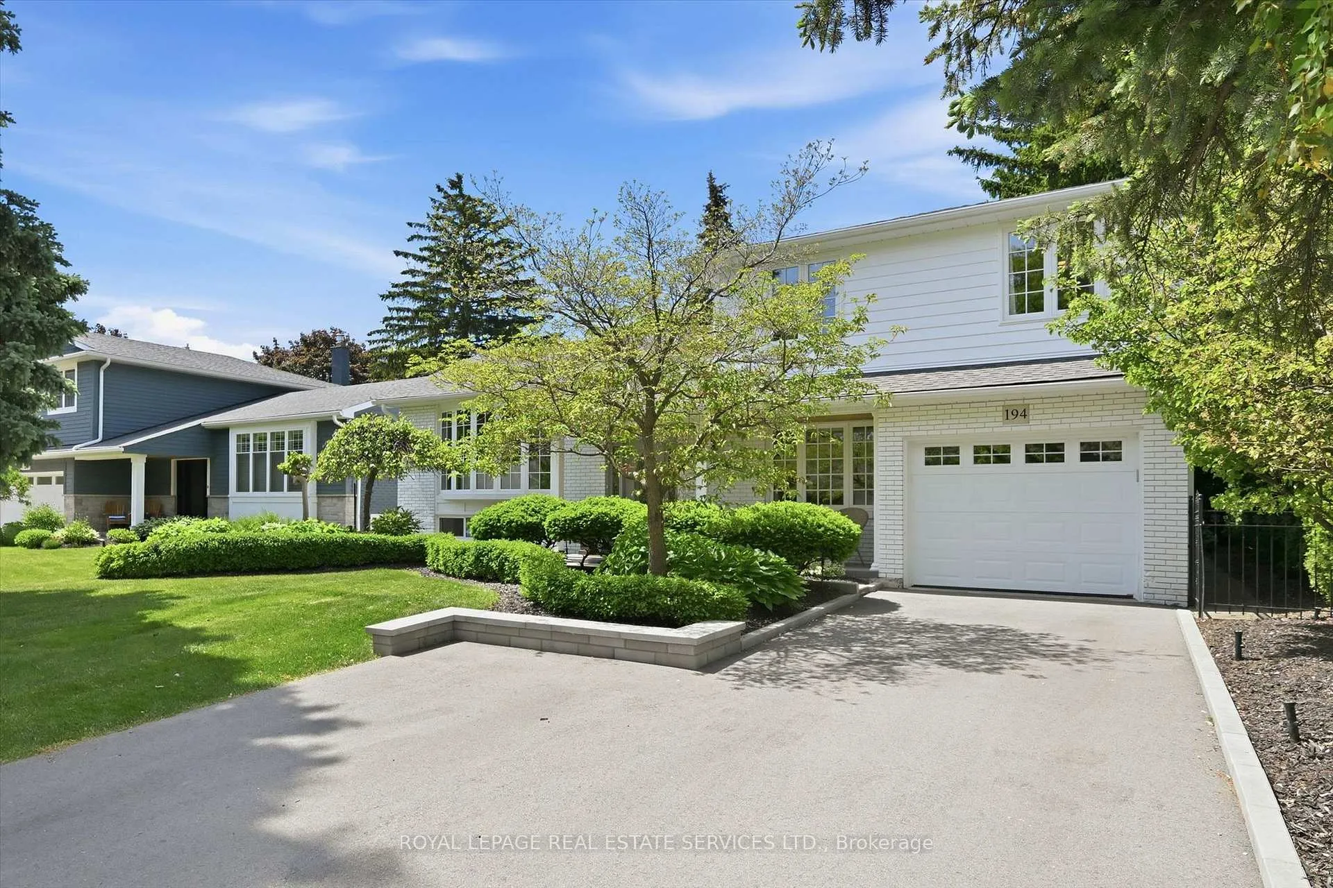 Photo 6 of 194 Solingate Drive, Oakville, Bronte — HOMEH