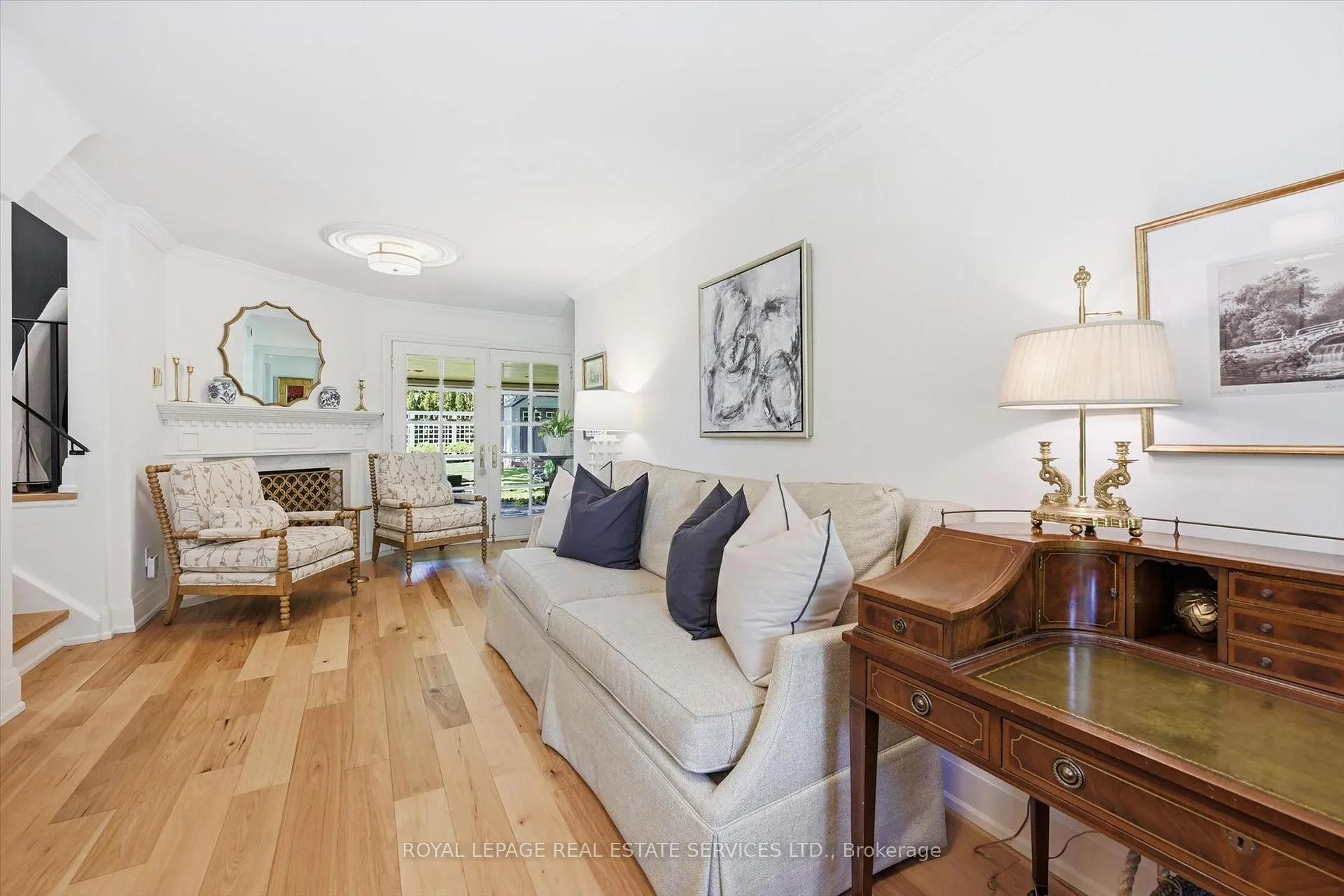 Photo 11 of 194 Solingate Drive, Oakville, Bronte — HOMEH