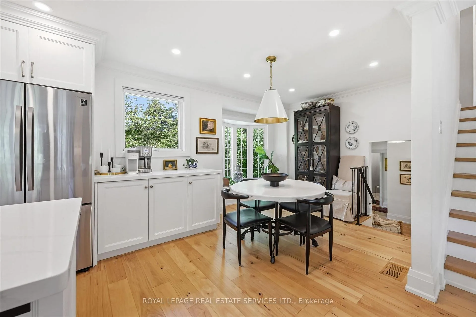 Photo 24 of 194 Solingate Drive, Oakville, Bronte — HOMEH