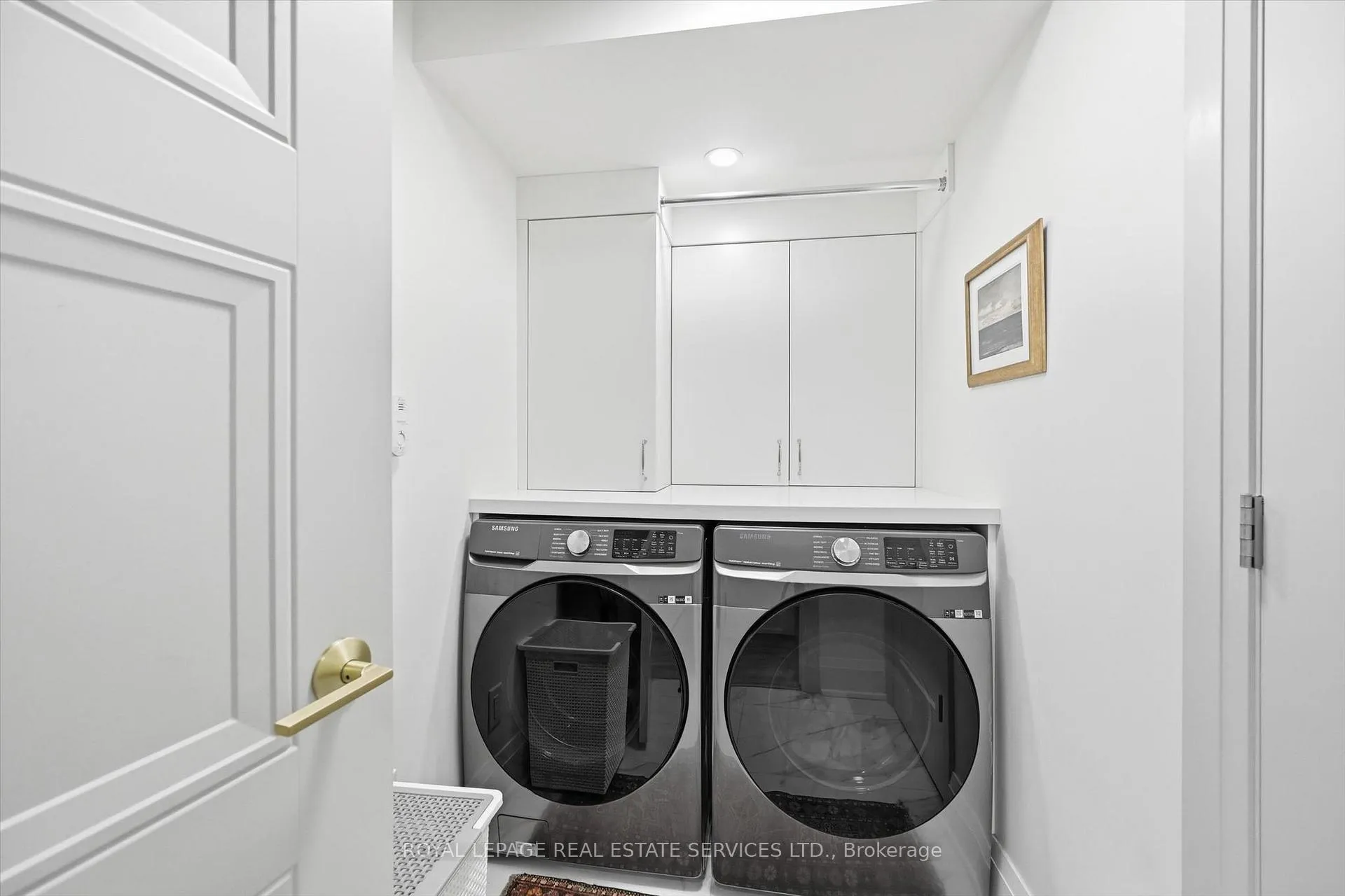 Photo 35 of 194 Solingate Drive, Oakville, Bronte — HOMEH