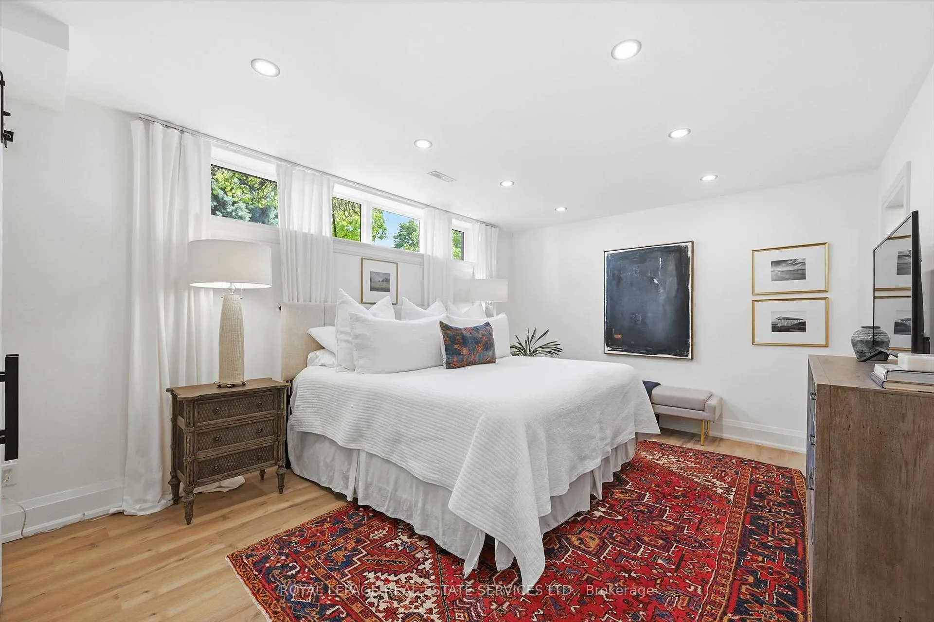 Photo 36 of 194 Solingate Drive, Oakville, Bronte — HOMEH
