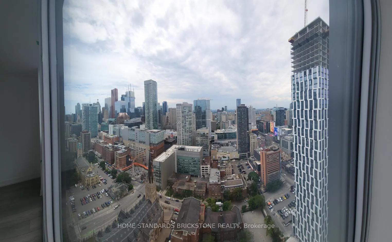 Photo 2 of Unit LPH11, 82 Dalhousie Street, Toronto, Church-Yonge Corridor — HOMEH