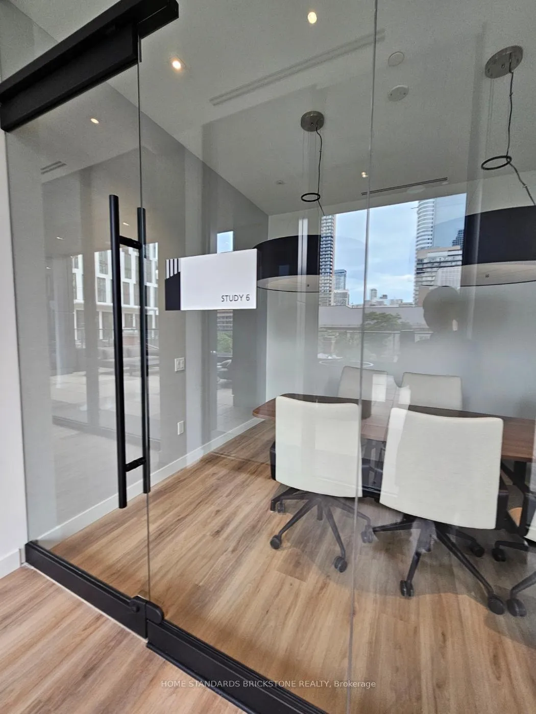 Photo 4 of Unit LPH11, 82 Dalhousie Street, Toronto, Church-Yonge Corridor — HOMEH