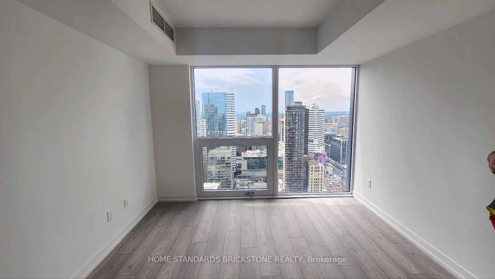 Photo 12 of Unit LPH11, 82 Dalhousie Street, Toronto, Church-Yonge Corridor — HOMEH