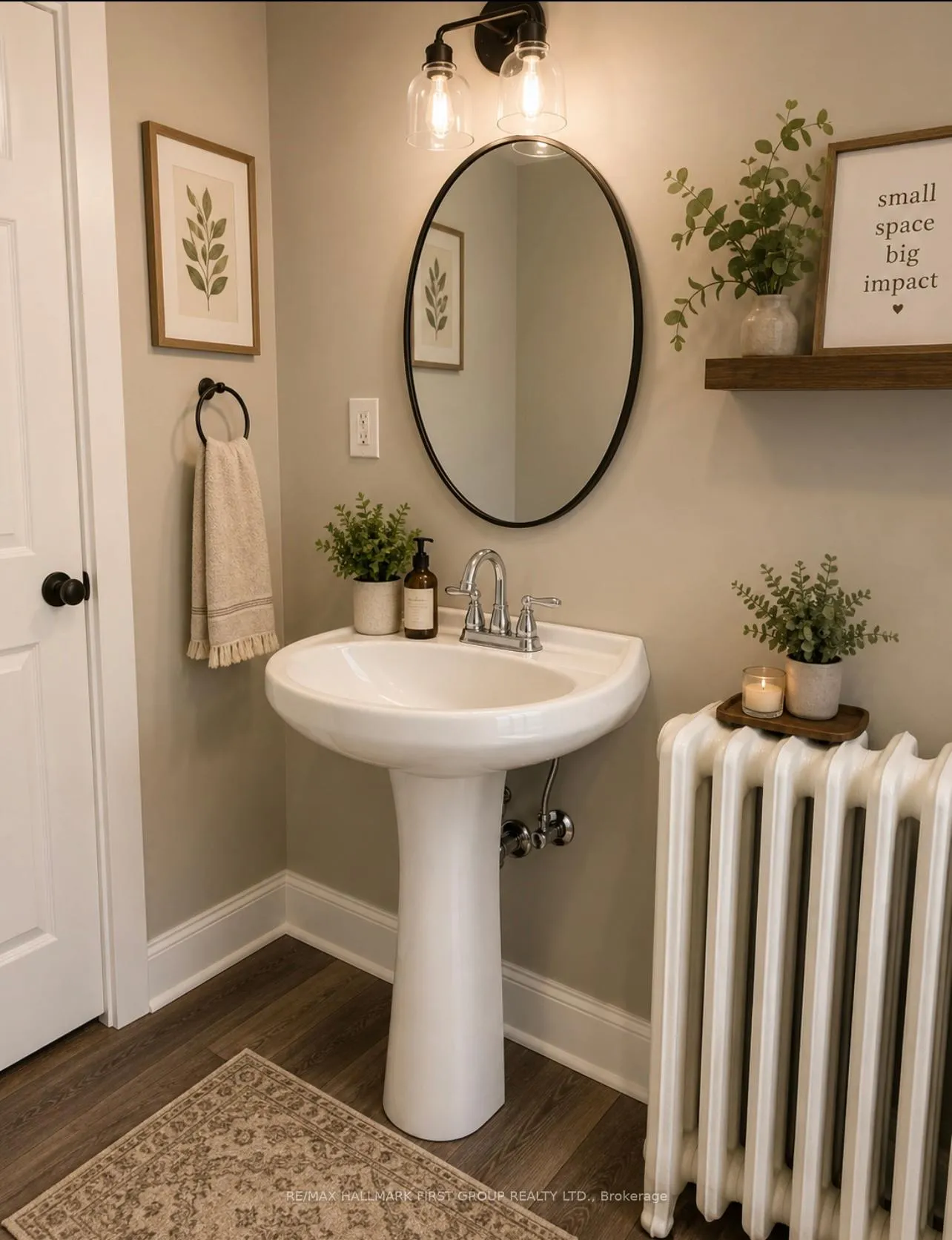 Photo 5 of Unit 3, 730 Simcoe Street S, Oshawa, Lakeview — HOMEH