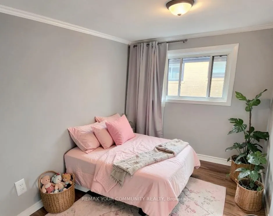 Photo 7 of Unit Main Floor, 44 Davis Road, Aurora, Aurora Highlands — HOMEH