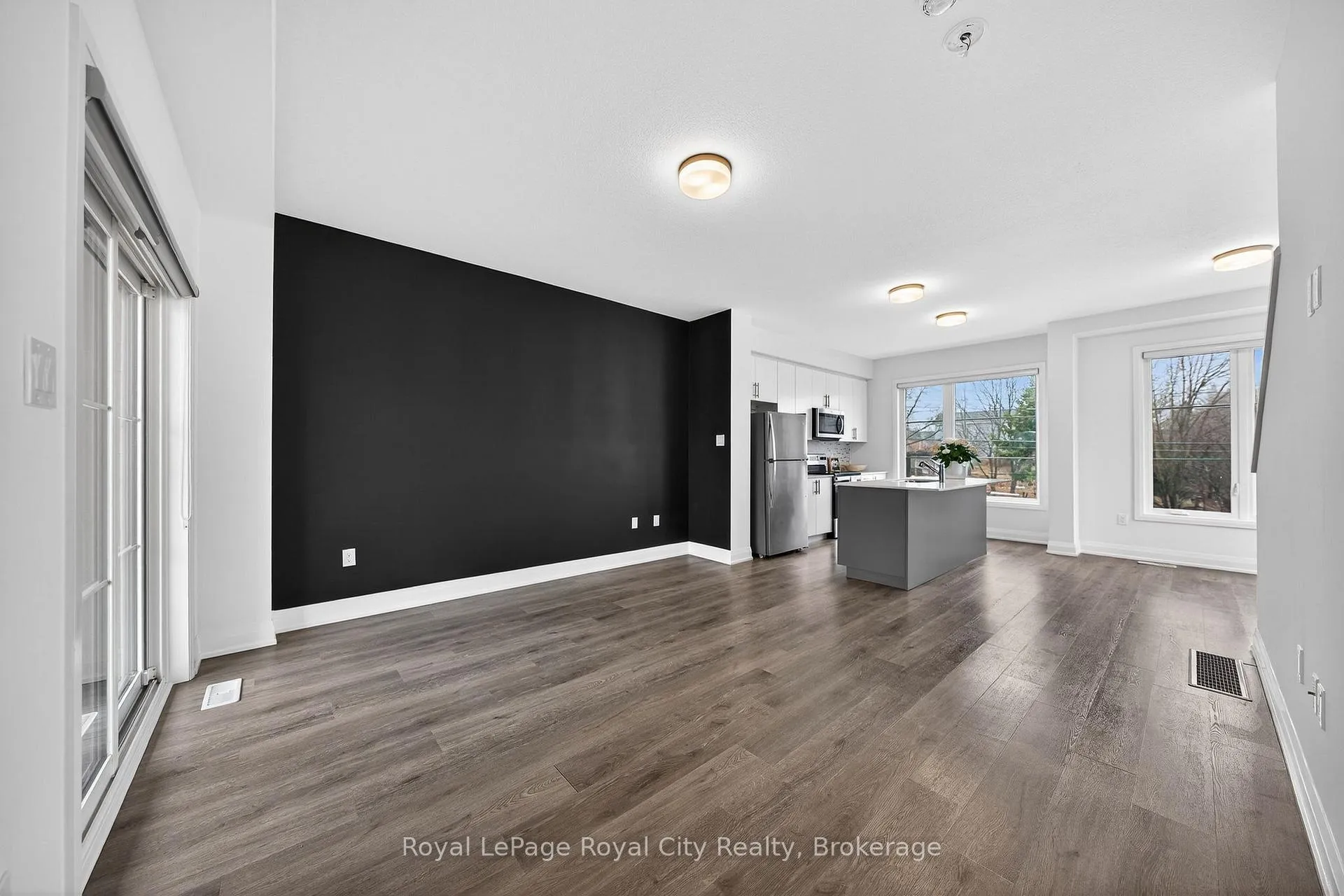 Photo 11 of 150 Huron Street, Guelph, St. Patrick's Ward — HOMEH