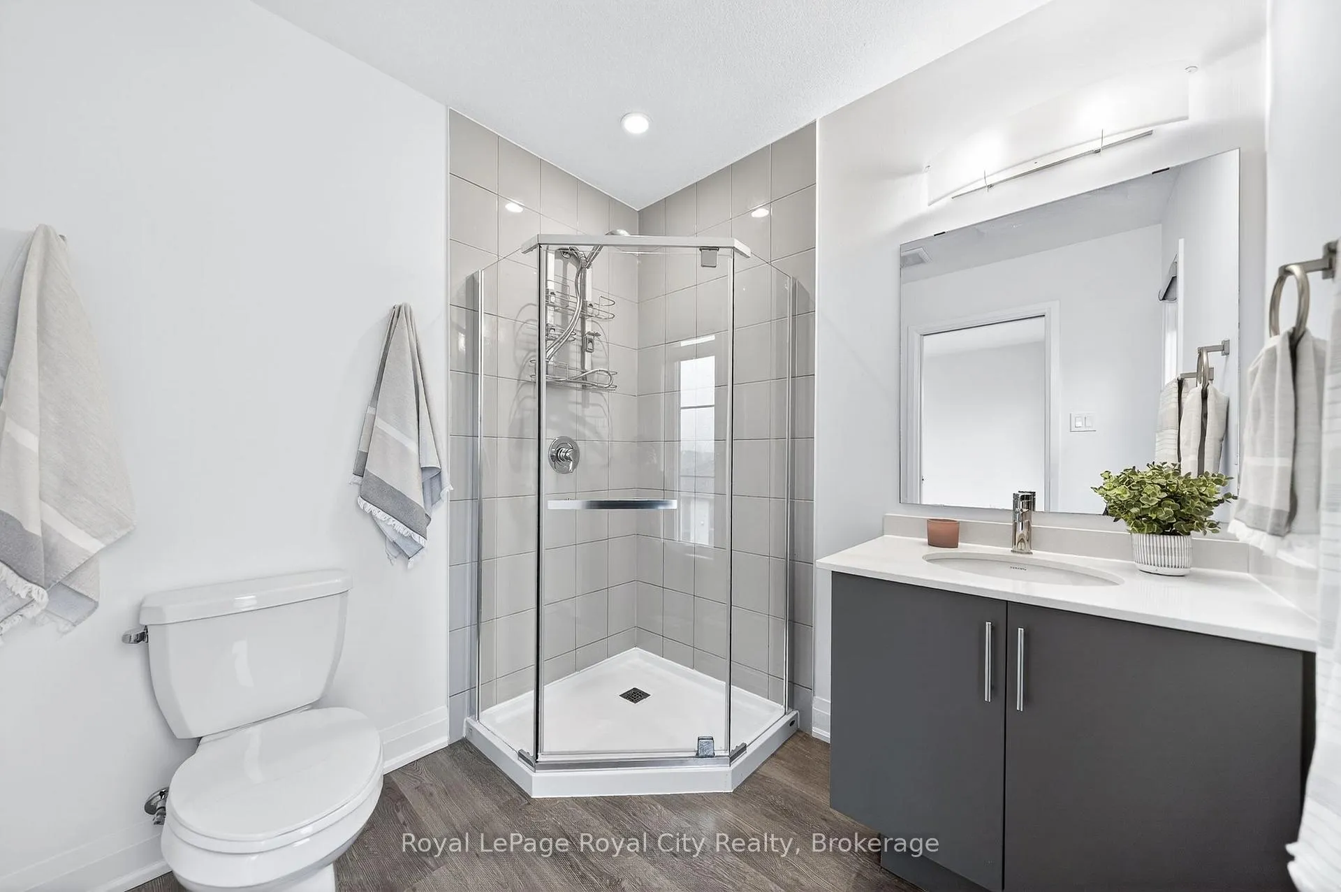Photo 34 of 150 Huron Street, Guelph, St. Patrick's Ward — HOMEH