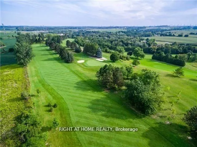 Photo 44 of Unit 34, 384 Arctic Red Drive E, Oshawa, Windfields — HOMEH