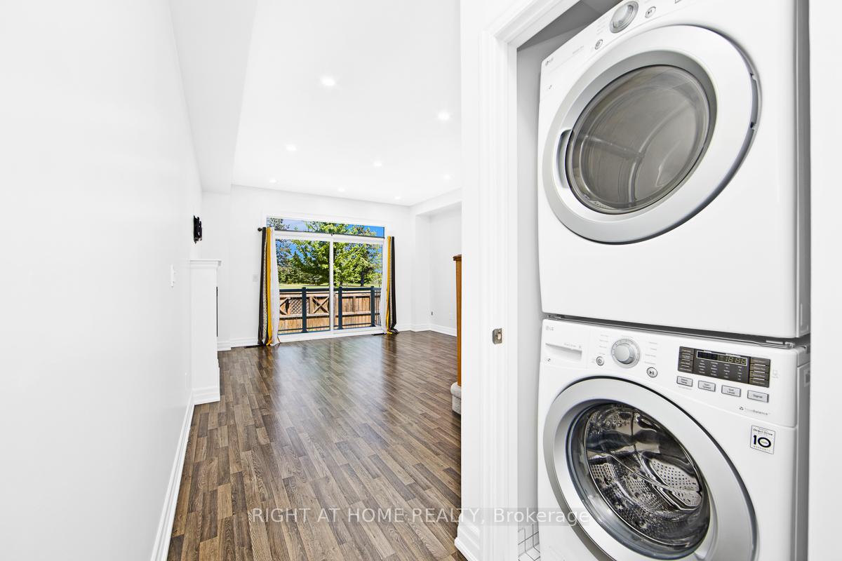 Photo 17 of Unit 34, 384 Arctic Red Drive E, Oshawa, Windfields — HOMEH