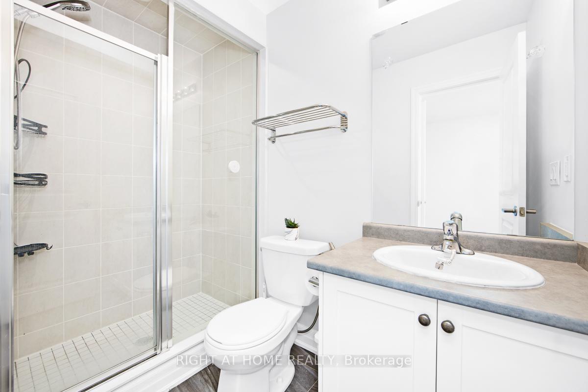 Photo 21 of Unit 34, 384 Arctic Red Drive E, Oshawa, Windfields — HOMEH