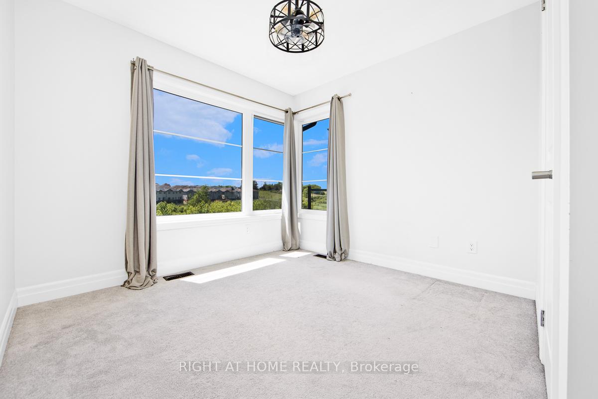 Photo 22 of Unit 34, 384 Arctic Red Drive E, Oshawa, Windfields — HOMEH