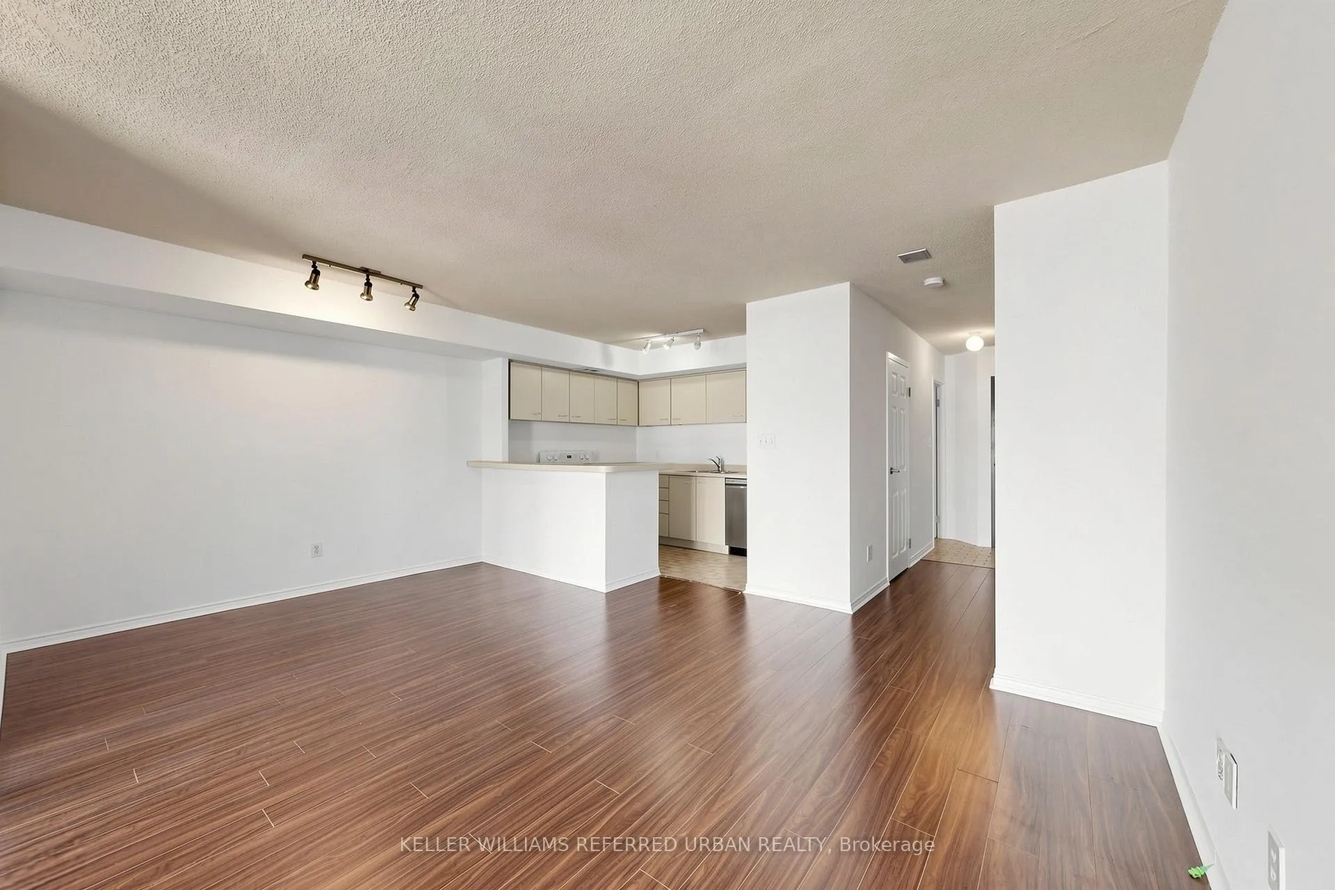Photo 12 of Unit 2212, 25 The Esplanade, Toronto, Waterfront Communities — HOMEH