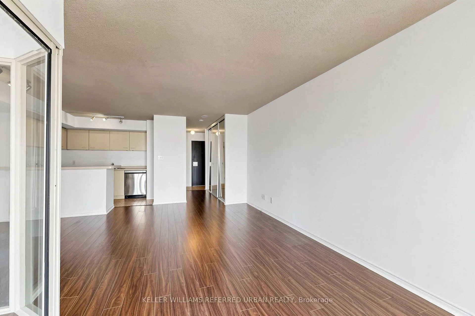 Photo 15 of Unit 2212, 25 The Esplanade, Toronto, Waterfront Communities — HOMEH