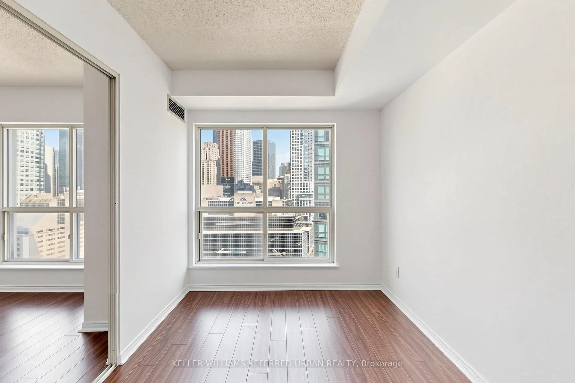 Photo 21 of Unit 2212, 25 The Esplanade, Toronto, Waterfront Communities — HOMEH