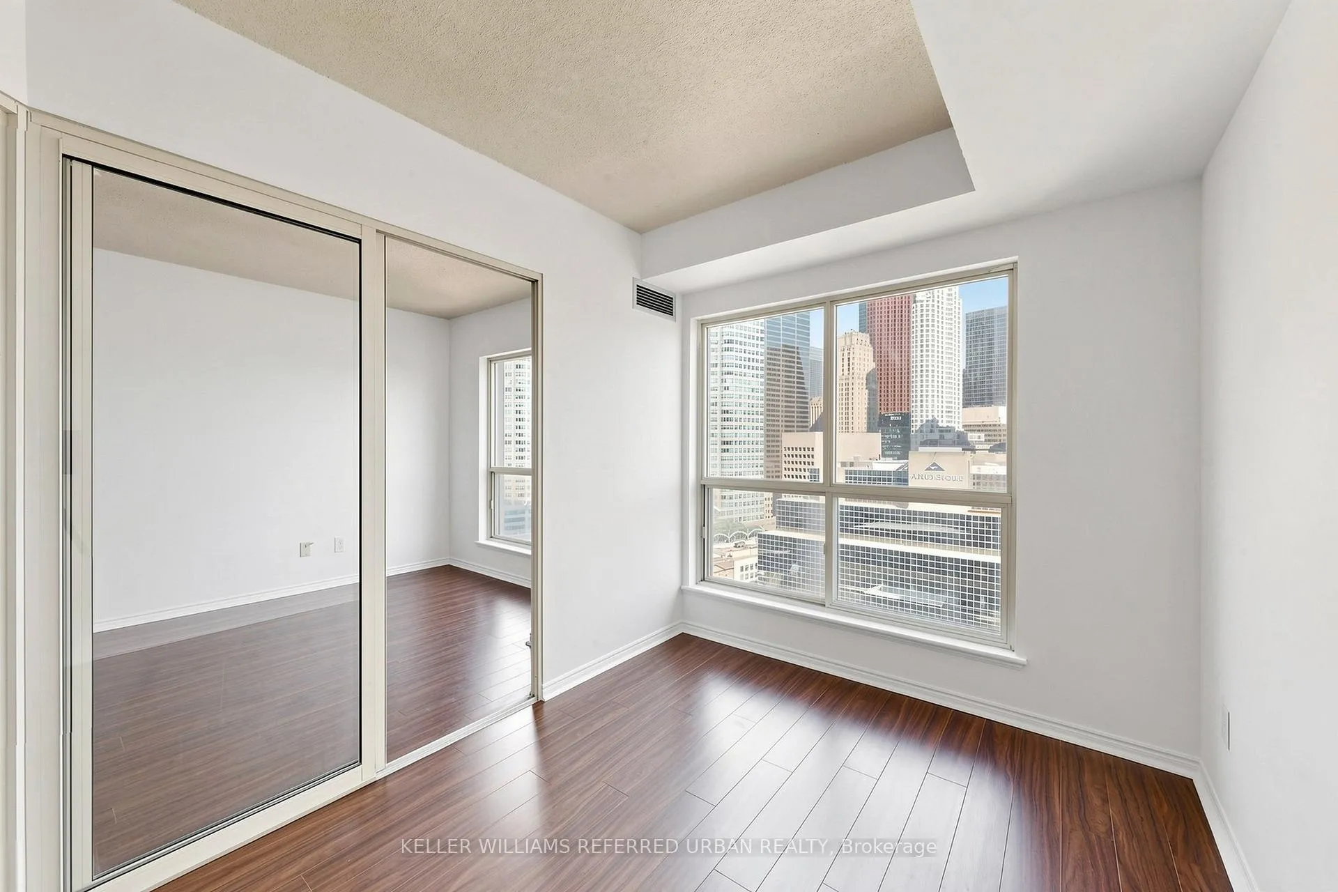 Photo 22 of Unit 2212, 25 The Esplanade, Toronto, Waterfront Communities — HOMEH