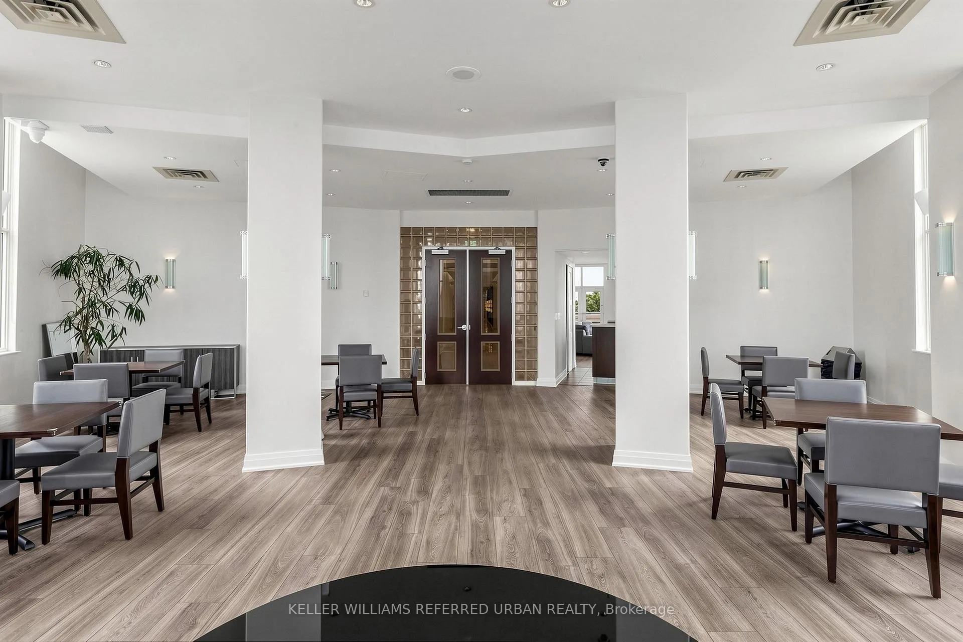 Photo 34 of Unit 2212, 25 The Esplanade, Toronto, Waterfront Communities — HOMEH