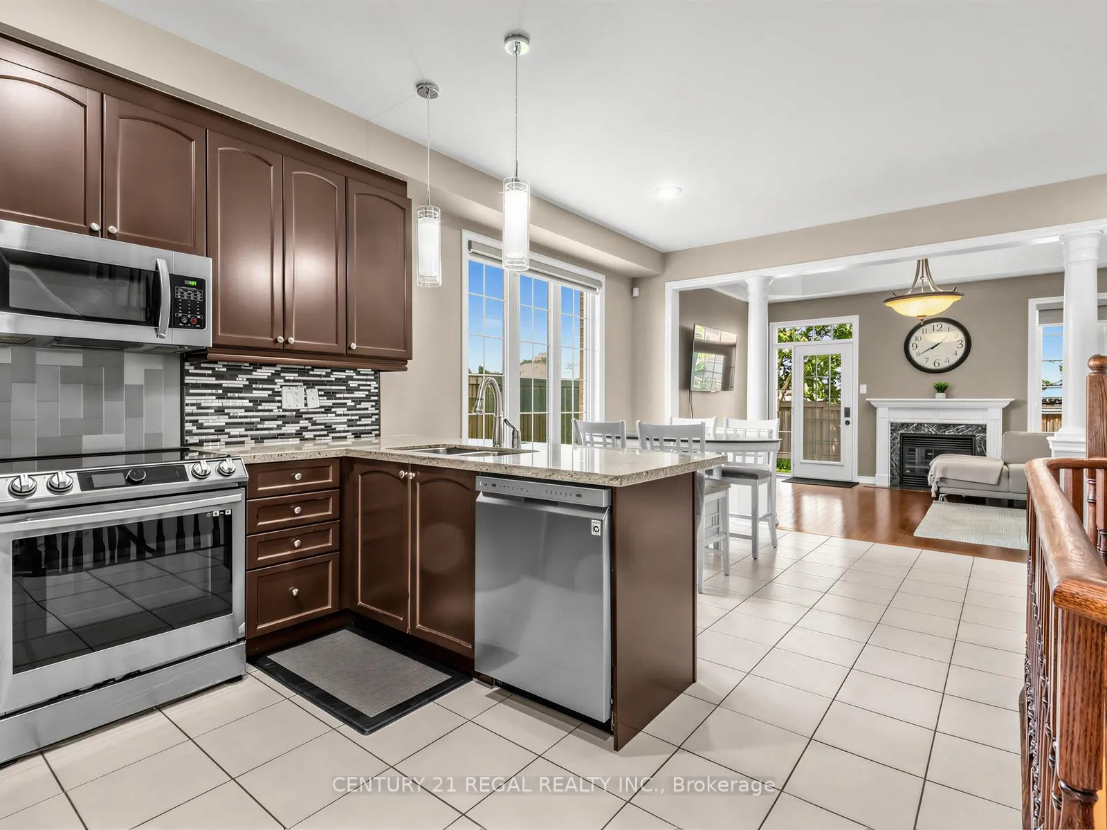 Photo 8 of 56 Gamble Drive, Ajax, Northeast Ajax — HOMEH