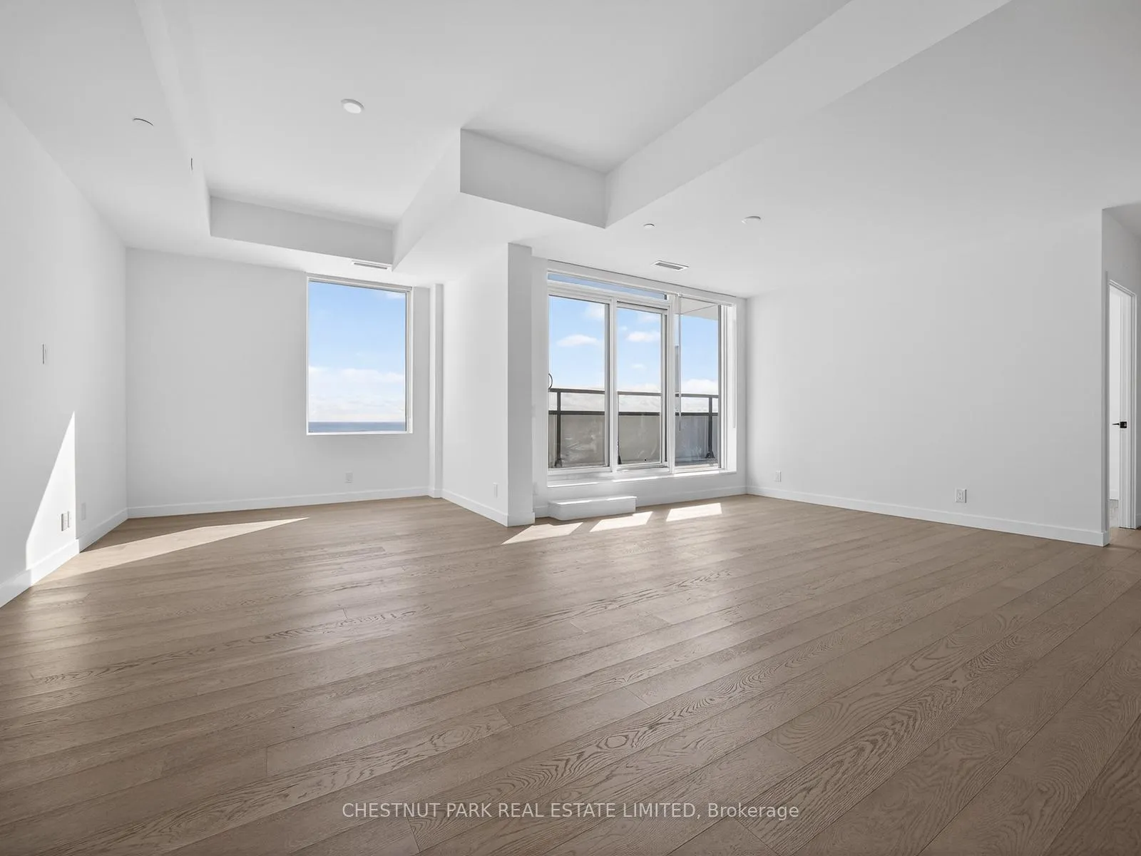 Photo 4 of Unit 1502, 1050 Eastern Avenue, Toronto, Greenwood-Coxwell — HOMEH