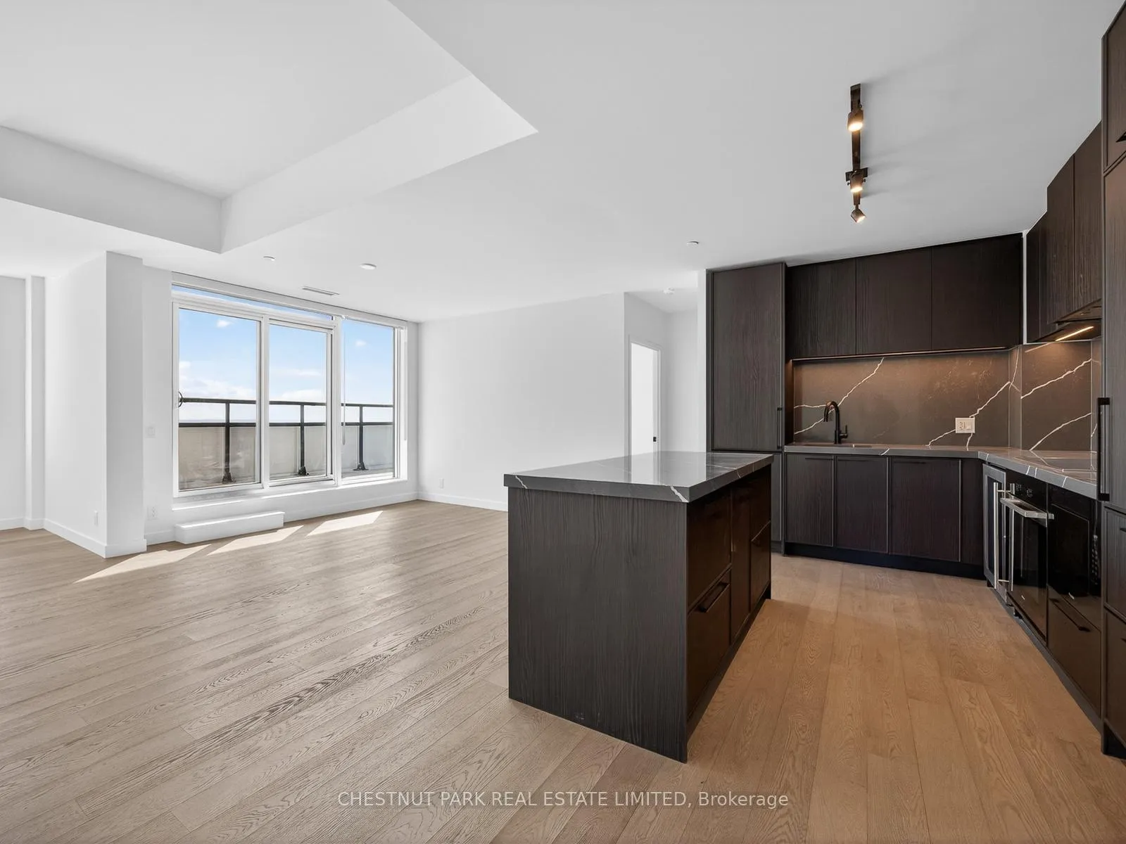 Photo 6 of Unit 1502, 1050 Eastern Avenue, Toronto, Greenwood-Coxwell — HOMEH