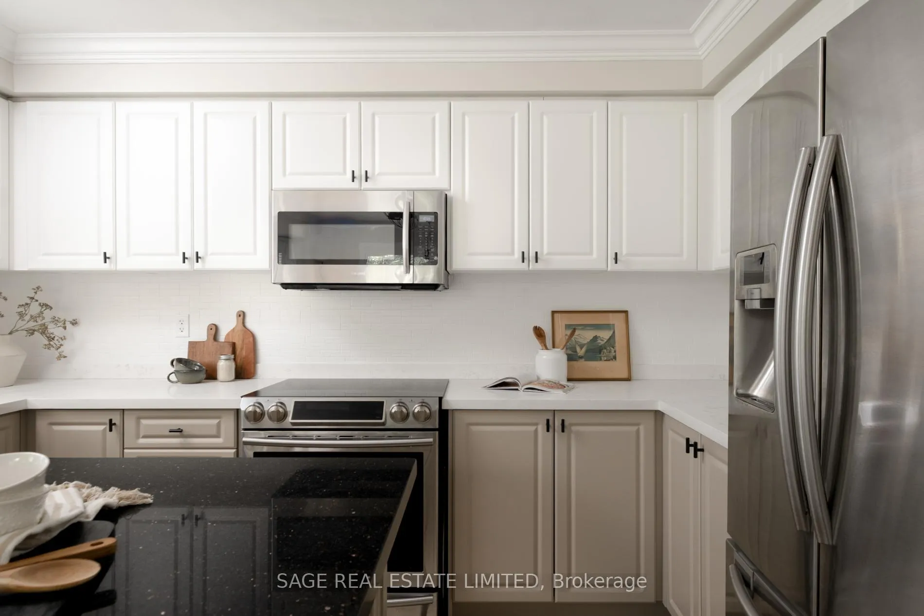 Photo 16 of 157 Delbert Circle, Whitchurch-Stouffville, Stouffville — HOMEH