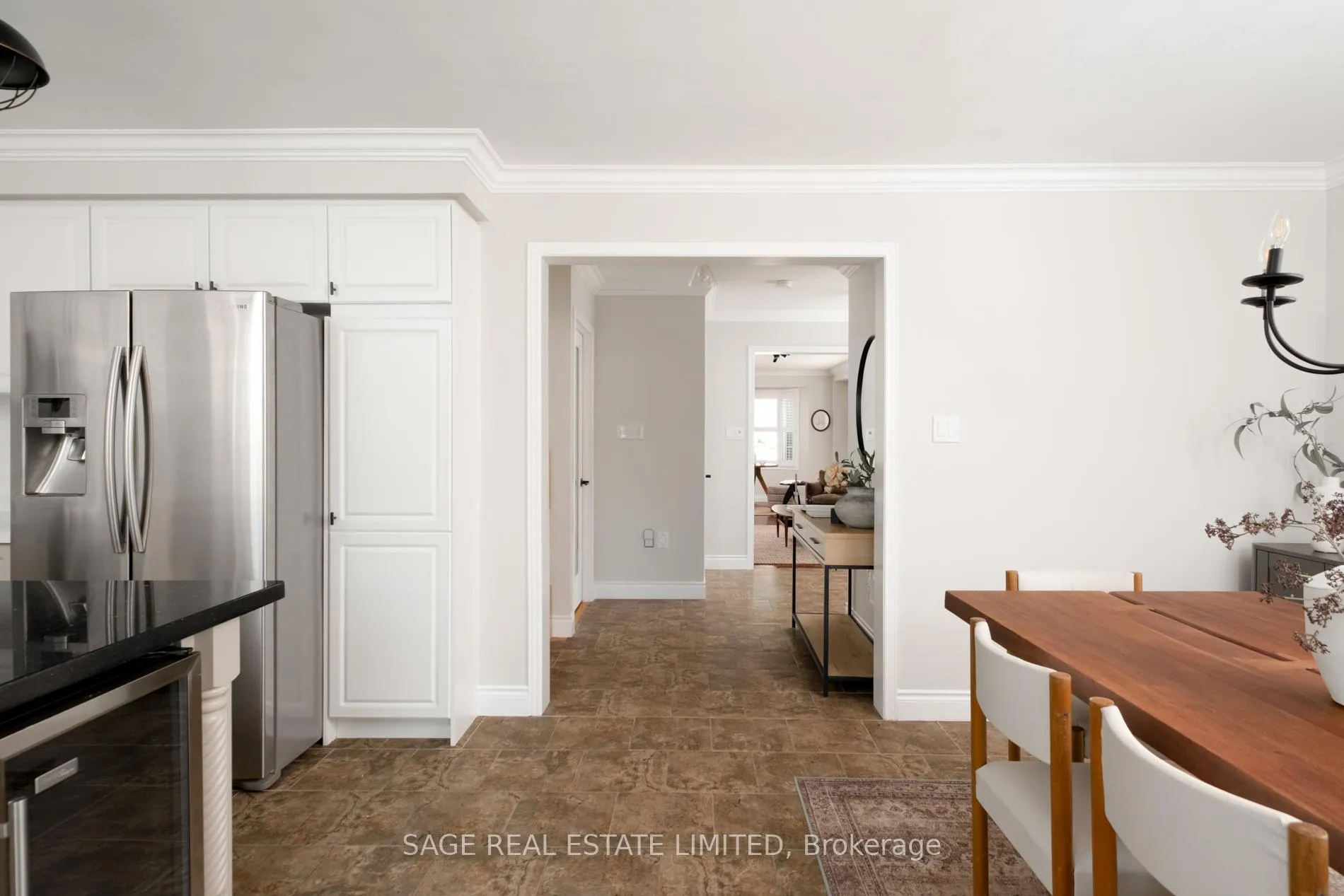 Photo 19 of 157 Delbert Circle, Whitchurch-Stouffville, Stouffville — HOMEH