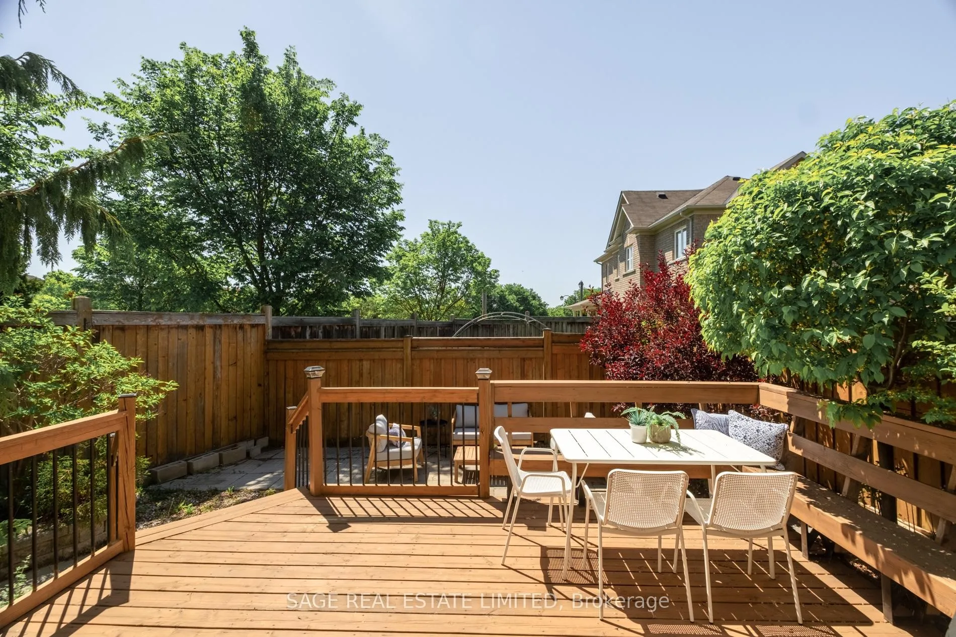 Photo 45 of 157 Delbert Circle, Whitchurch-Stouffville, Stouffville — HOMEH