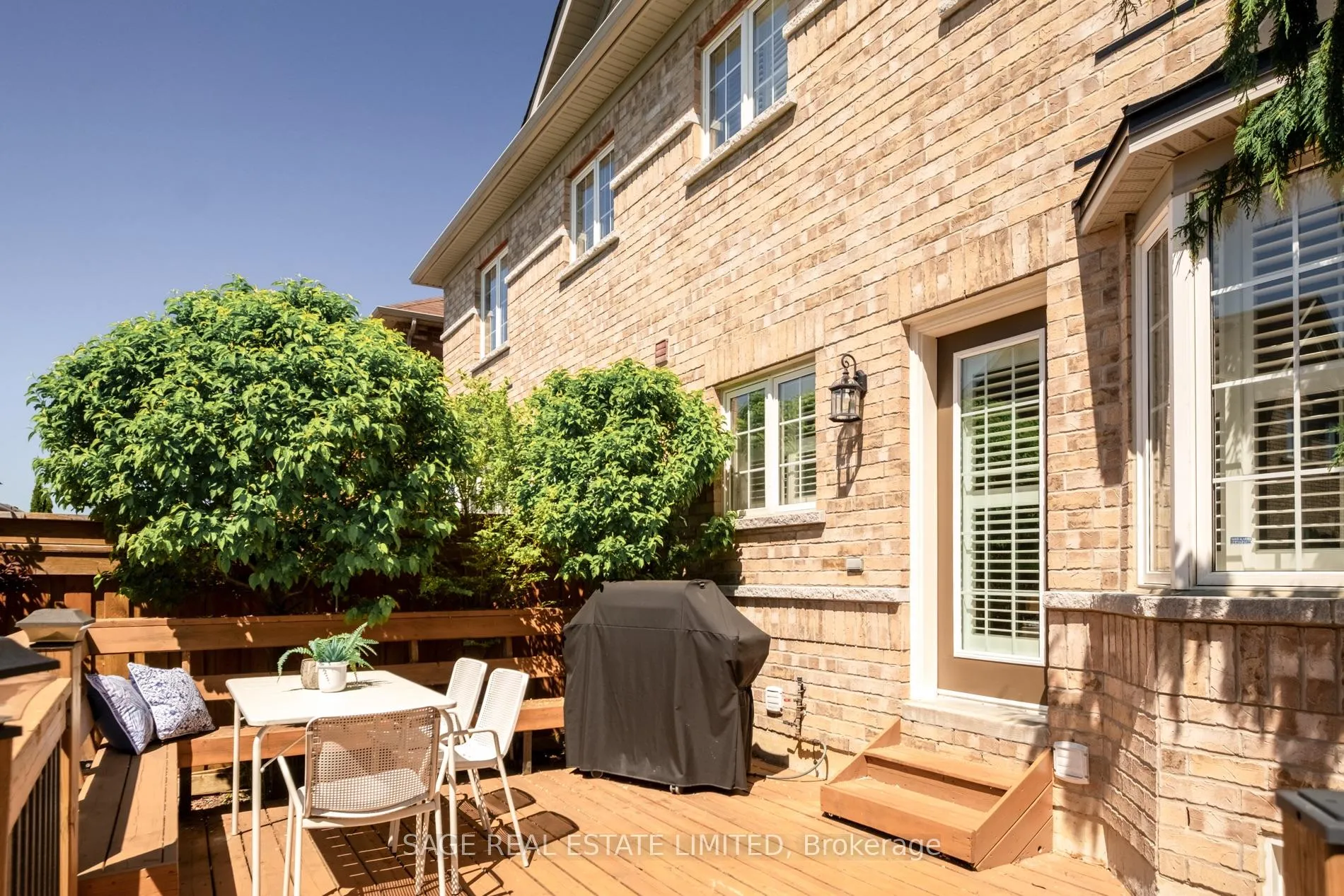 Photo 46 of 157 Delbert Circle, Whitchurch-Stouffville, Stouffville — HOMEH
