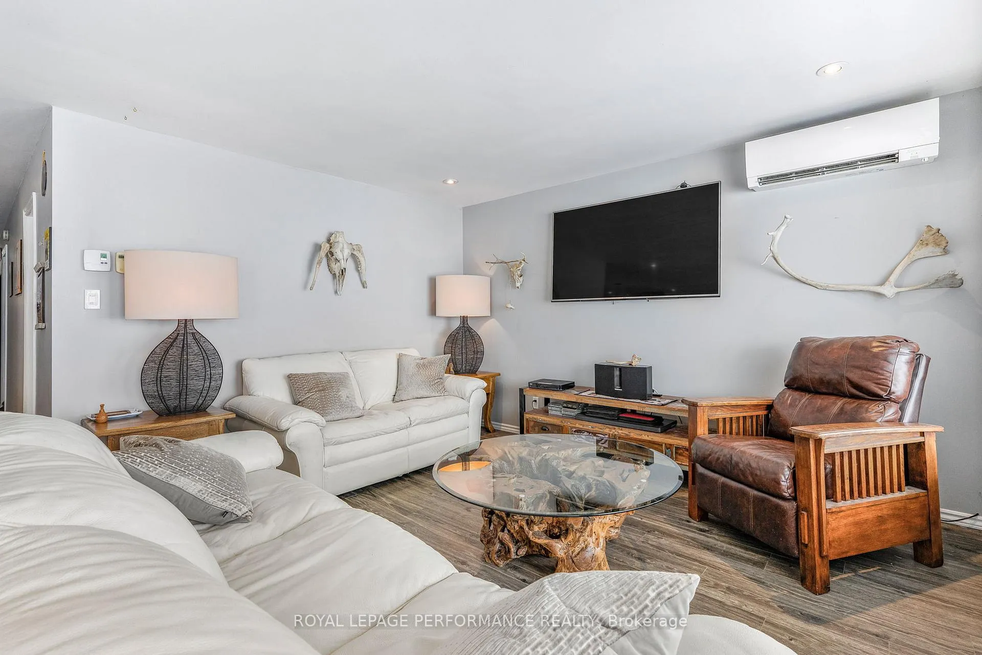 Photo 3 of 922 Lalonde Road, Champlain, L'Orignal — HOMEH