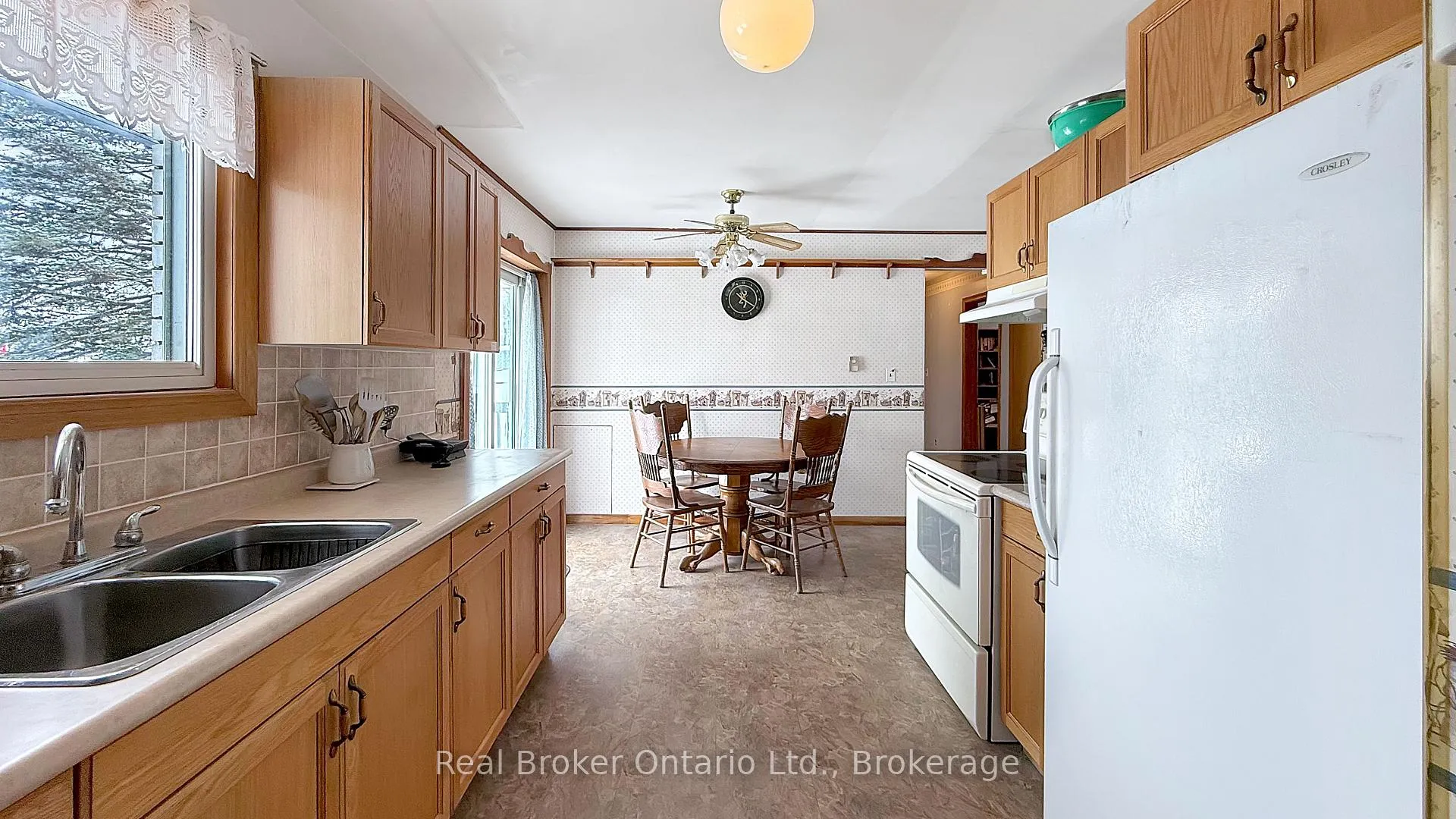 Photo 5 of 815 Albert Street E, West Grey — HOMEH