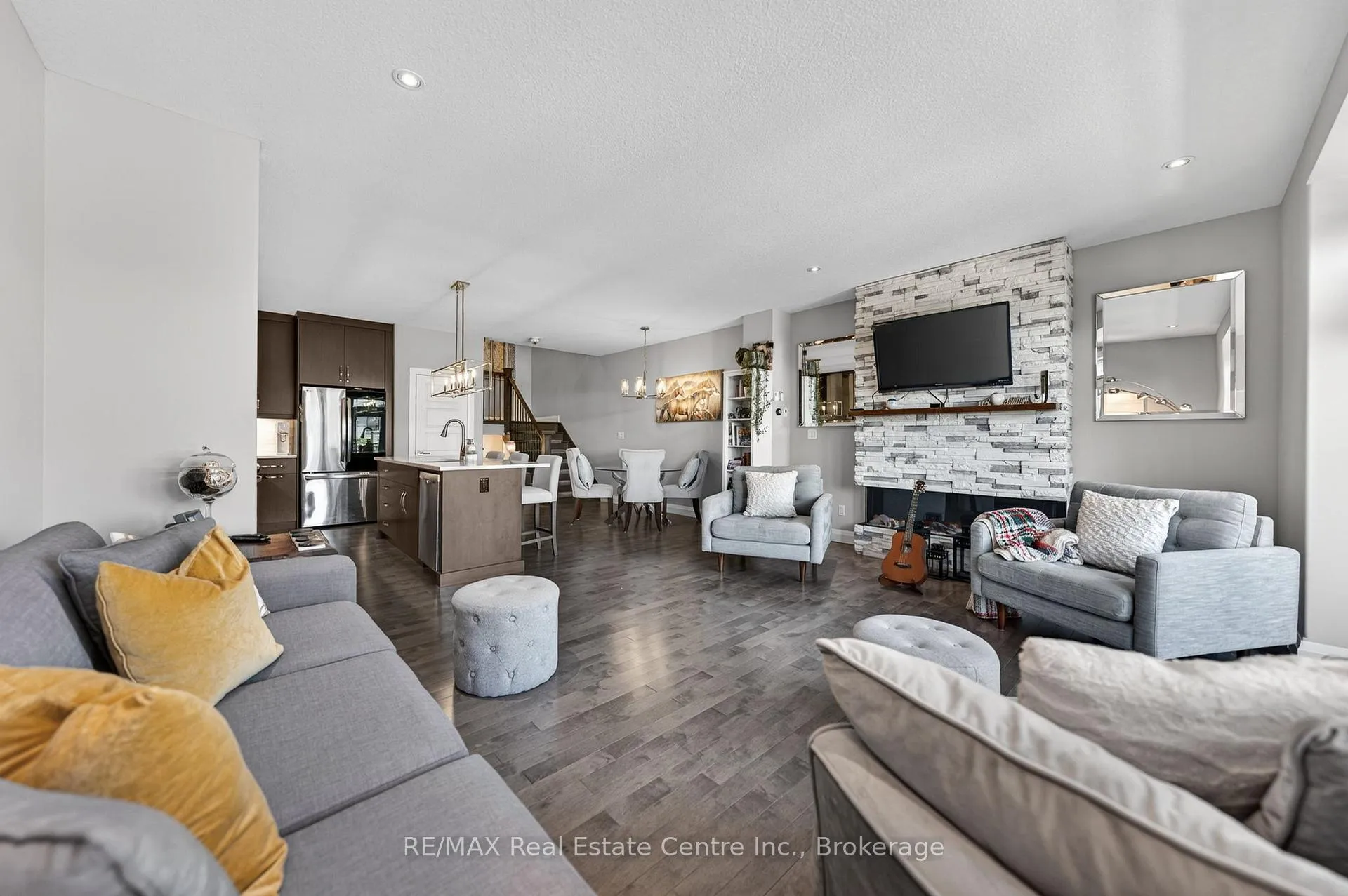 Photo 6 of Unit 11, 243 Grey Silo Road, Waterloo, Eastbridge — HOMEH