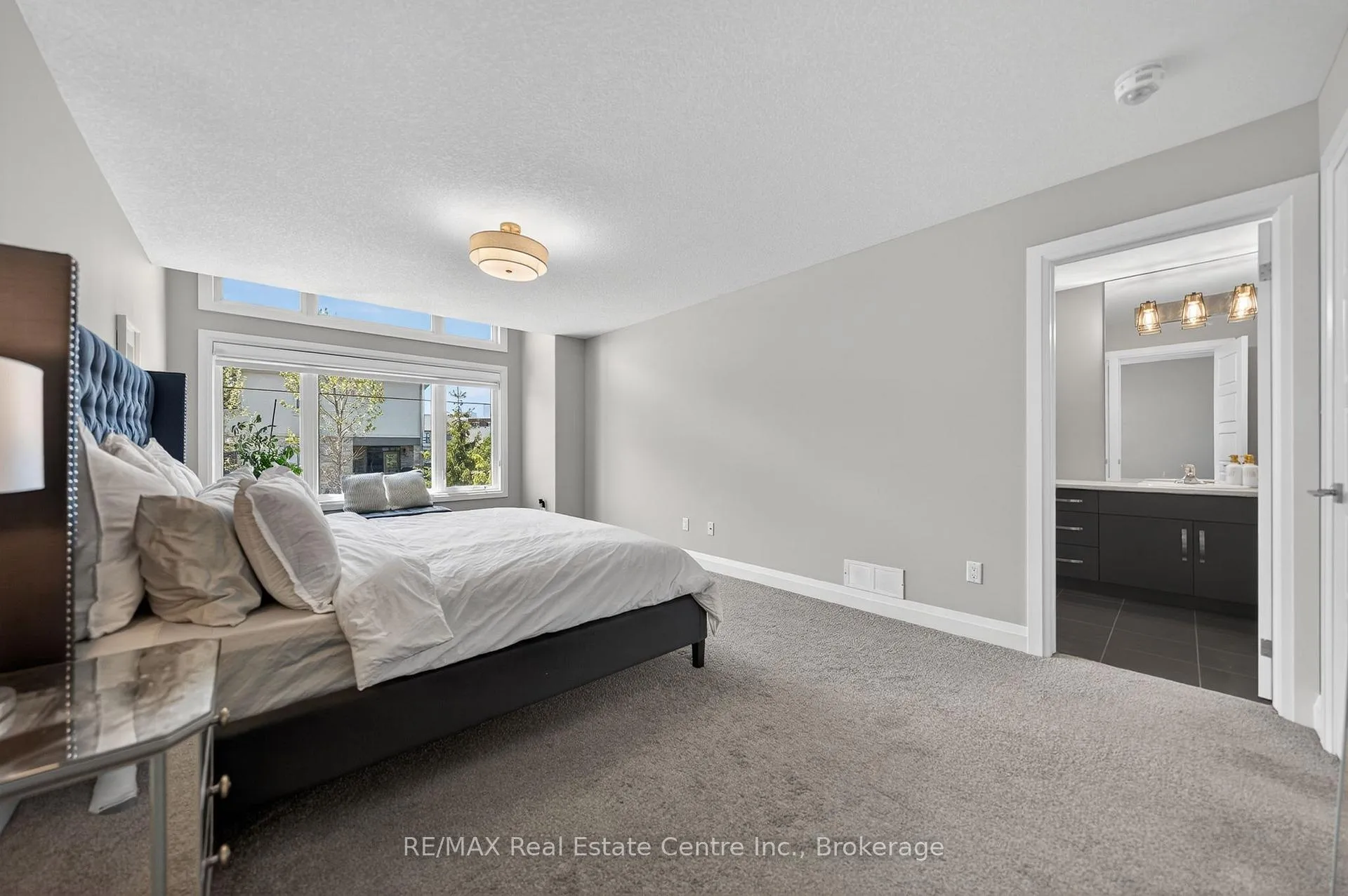 Photo 19 of Unit 11, 243 Grey Silo Road, Waterloo, Eastbridge — HOMEH