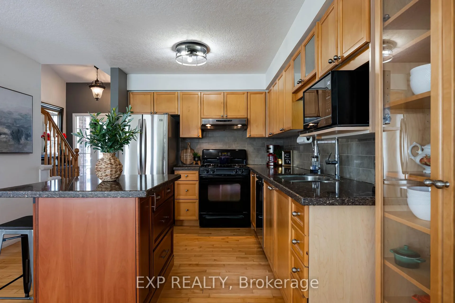 Photo 12 of 10 Mckitrick Drive, Orangeville — HOMEH