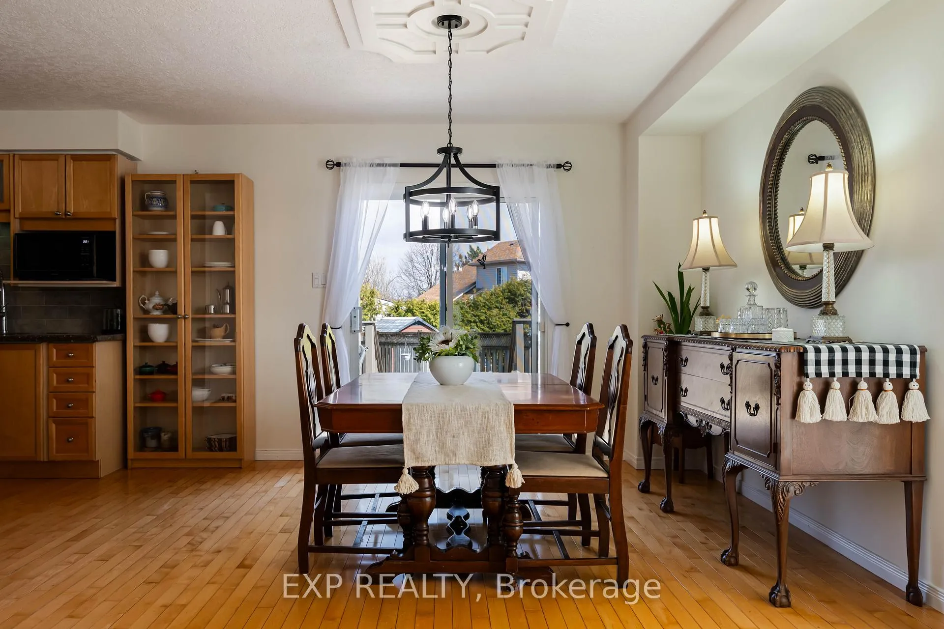 Photo 14 of 10 Mckitrick Drive, Orangeville — HOMEH