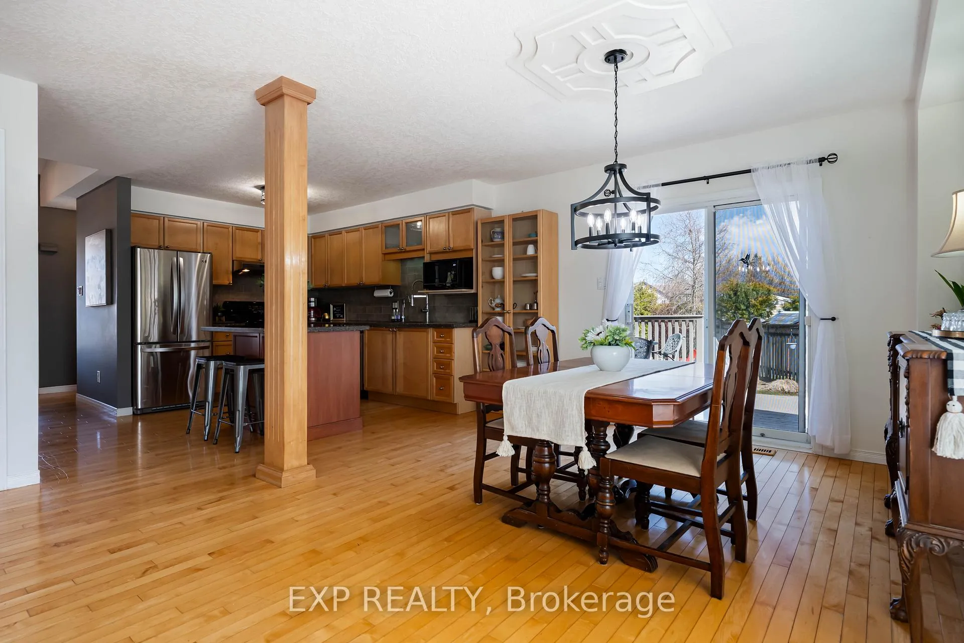Photo 15 of 10 Mckitrick Drive, Orangeville — HOMEH
