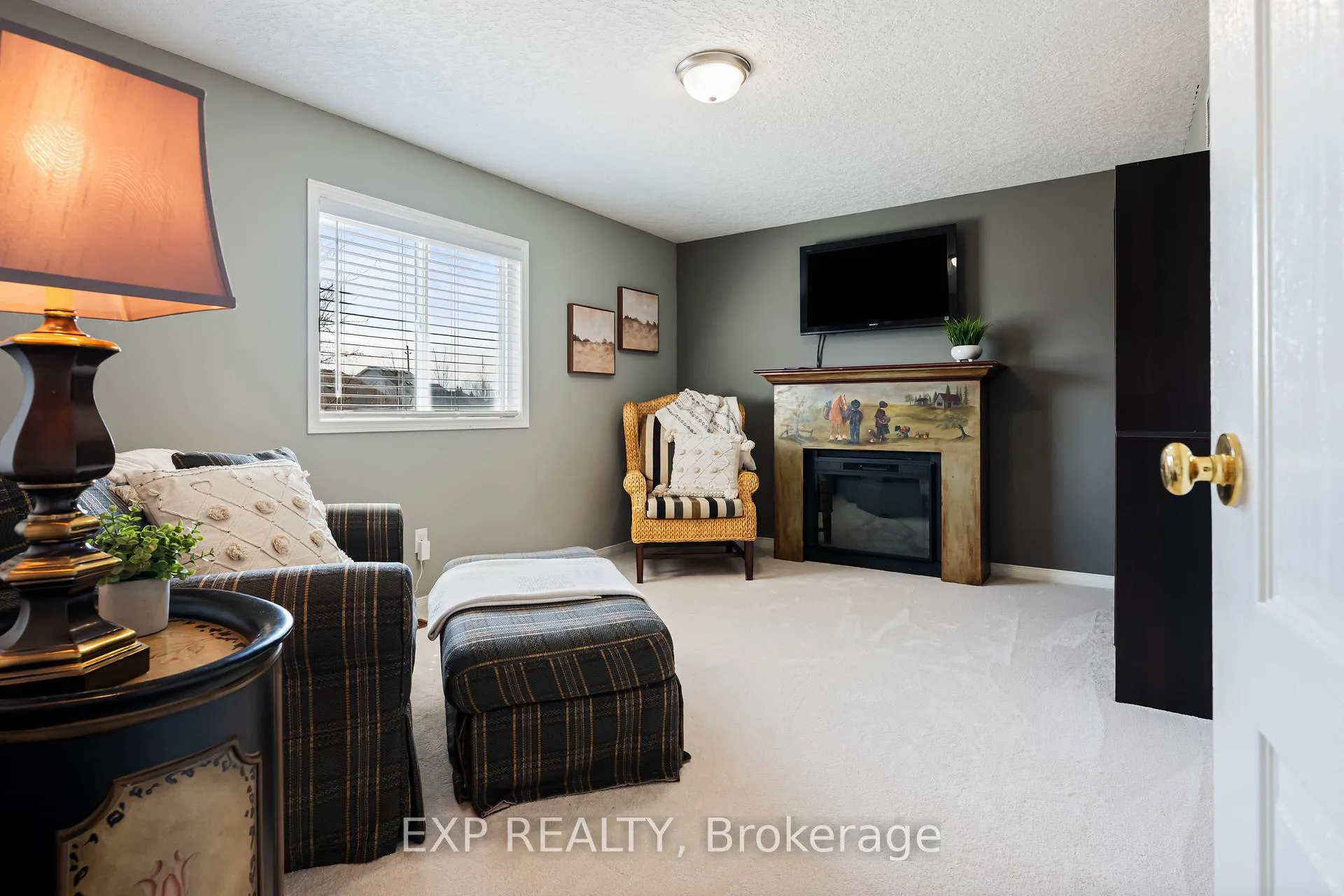 Photo 23 of 10 Mckitrick Drive, Orangeville — HOMEH