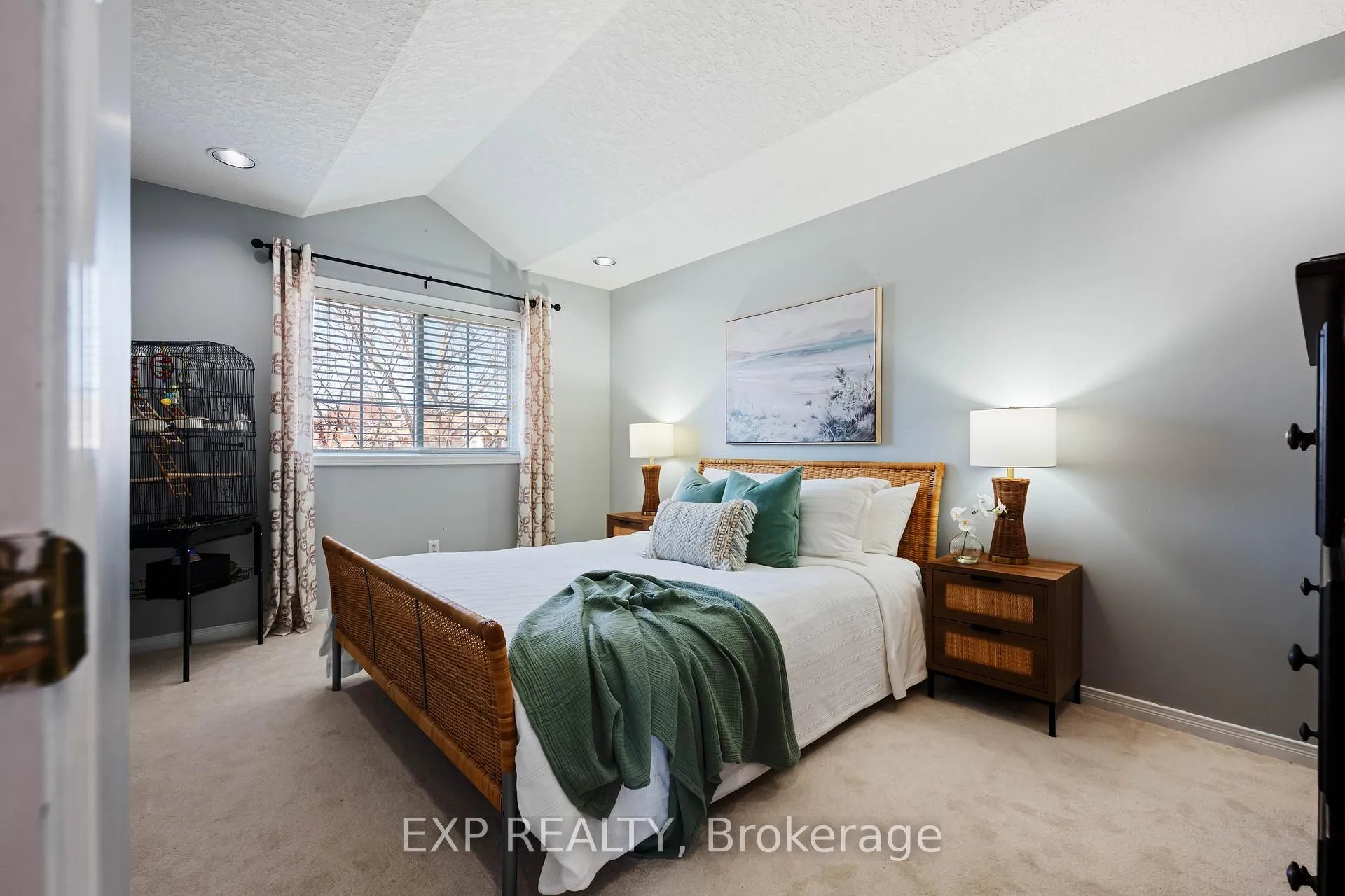 Photo 27 of 10 Mckitrick Drive, Orangeville — HOMEH